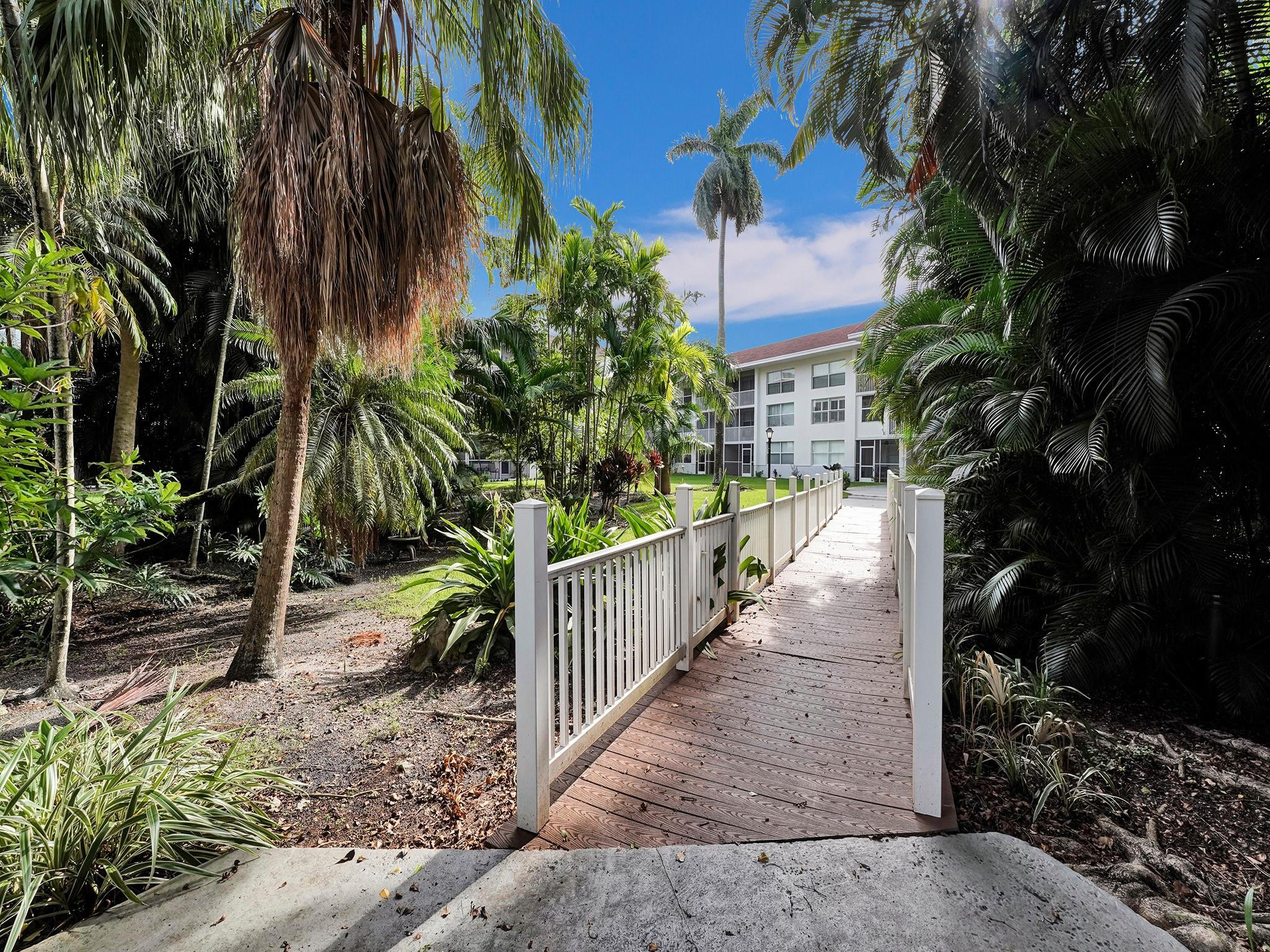 Kings Park Garden Apts Co - Residential Lease