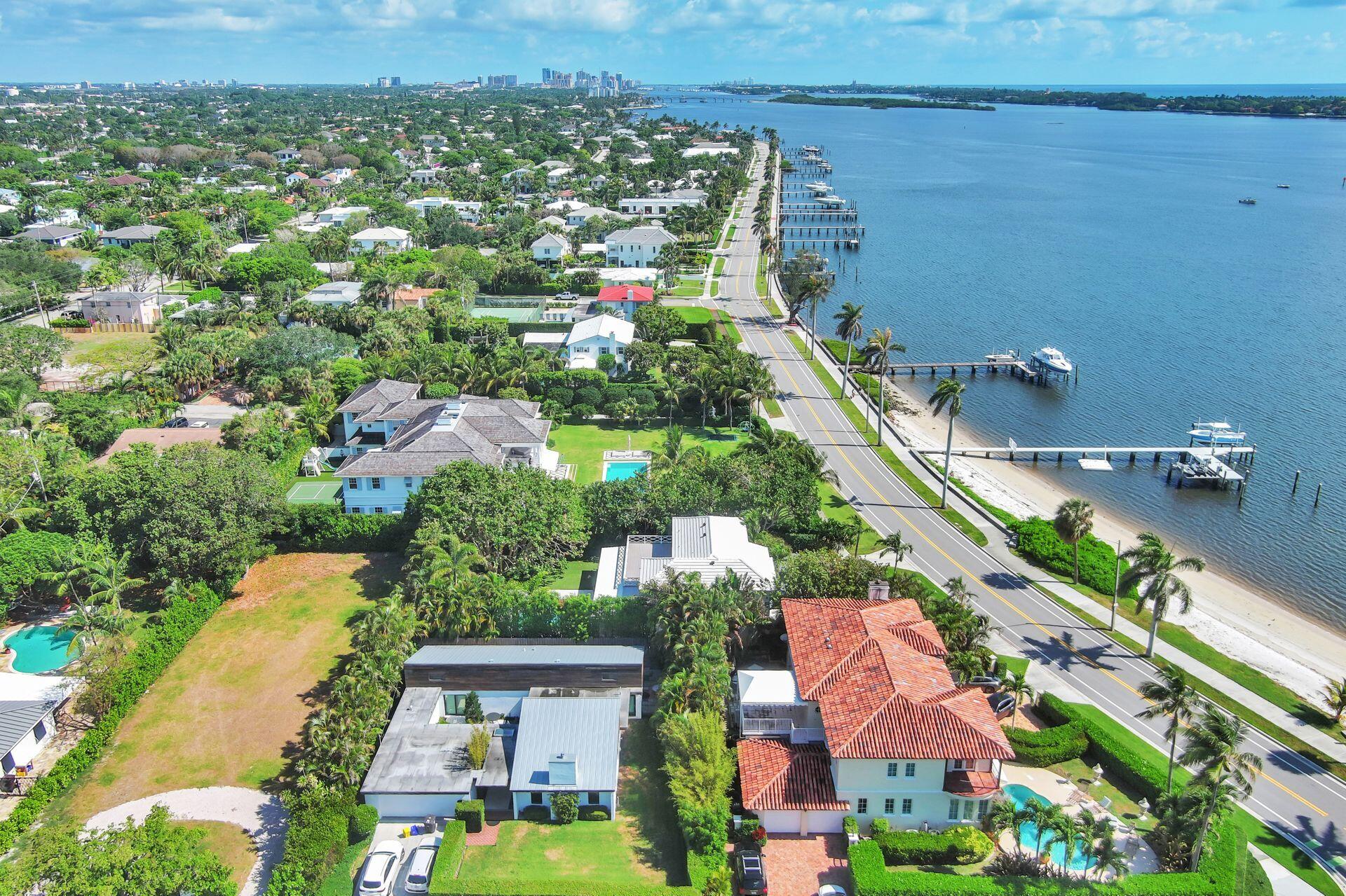 MIRAMAR SHORES - Residential