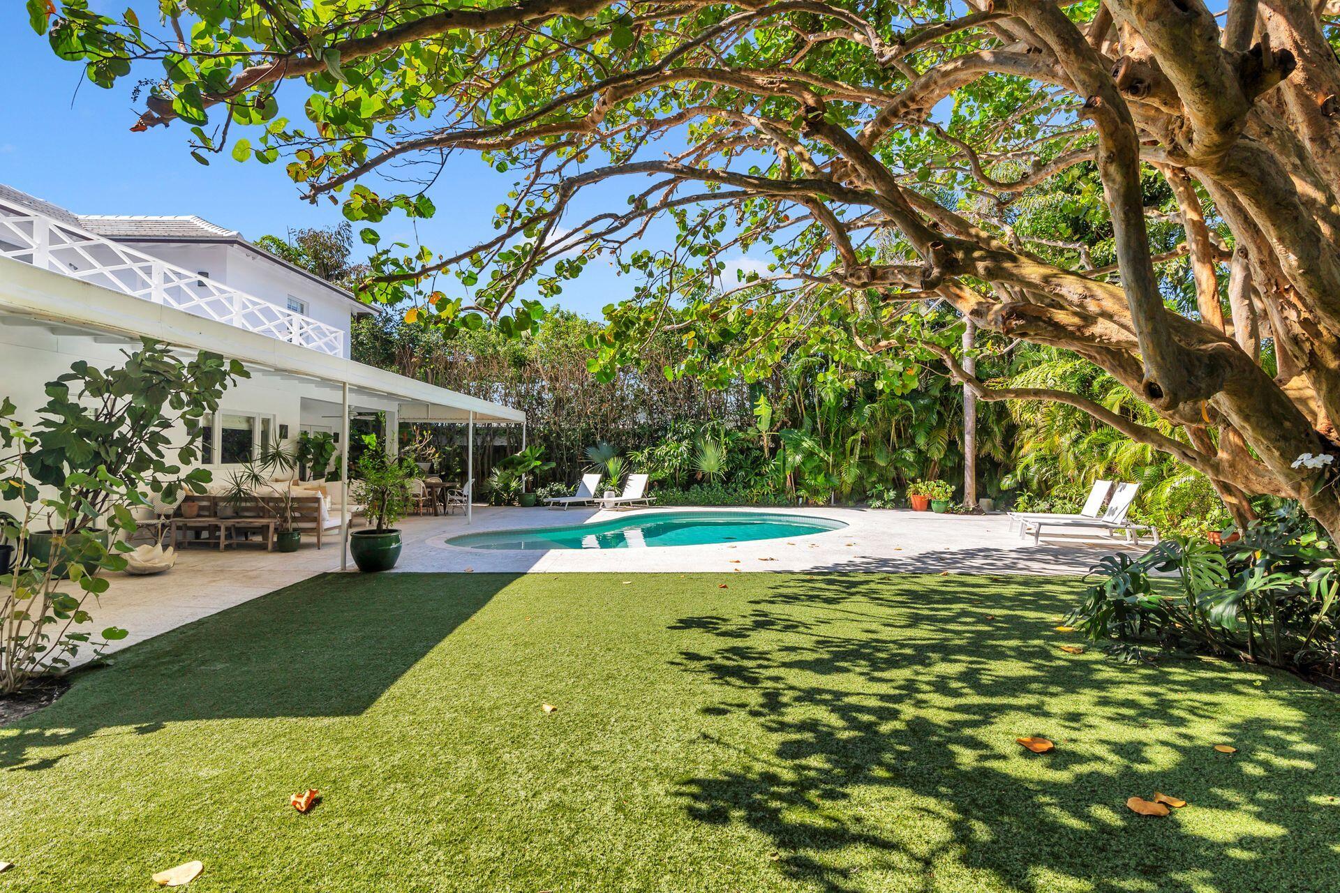 MIRAMAR SHORES - Residential