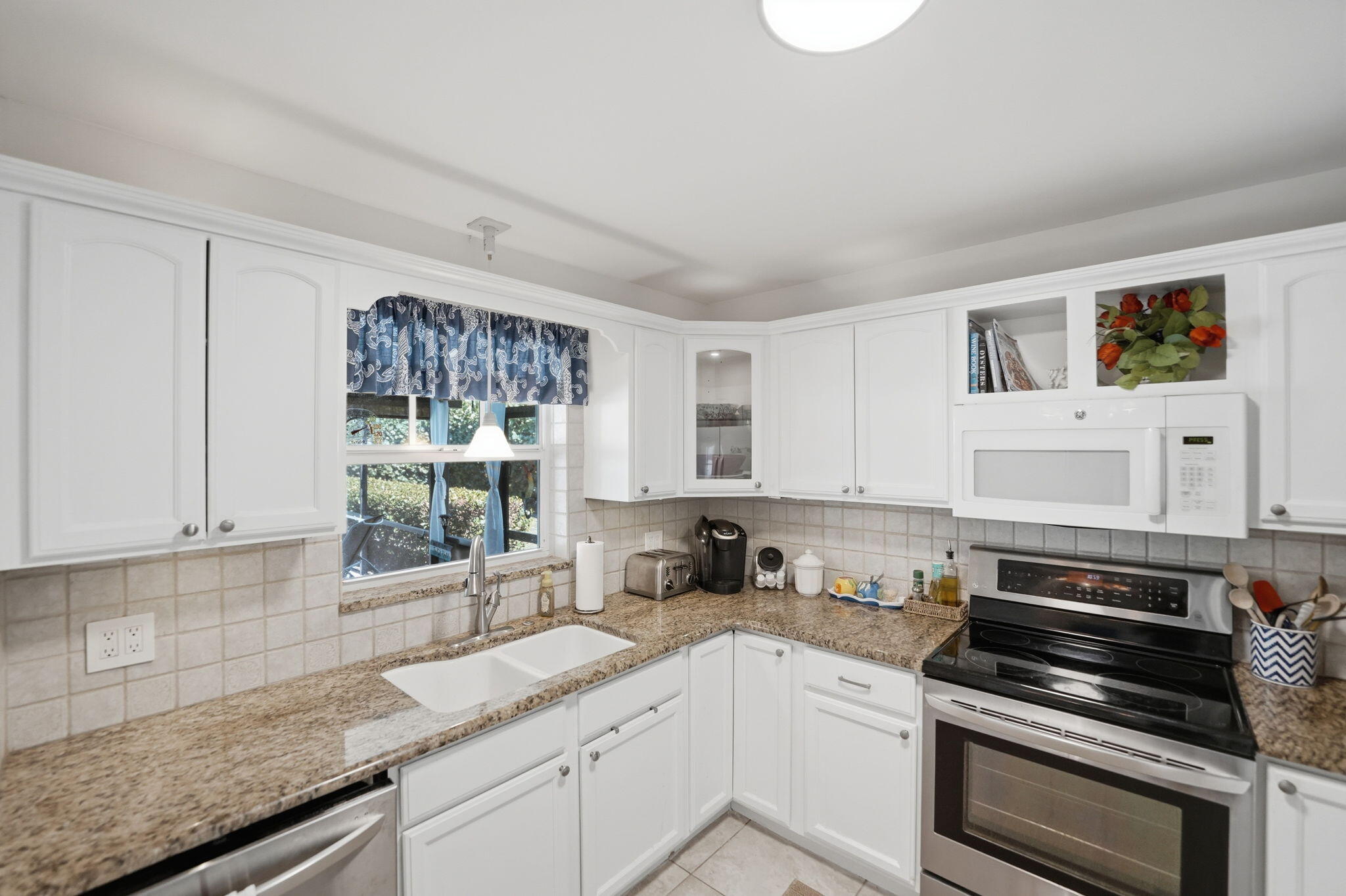 SARITA ADDITION TO BROADWAY SECTION - Residential