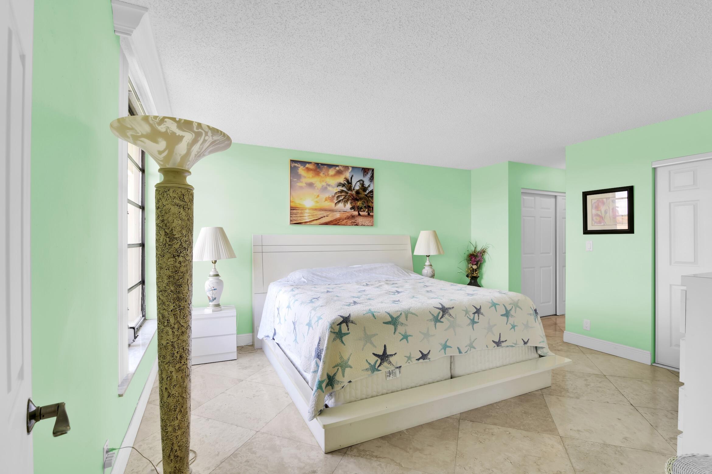 CORAL GATE II CONDO - Residential