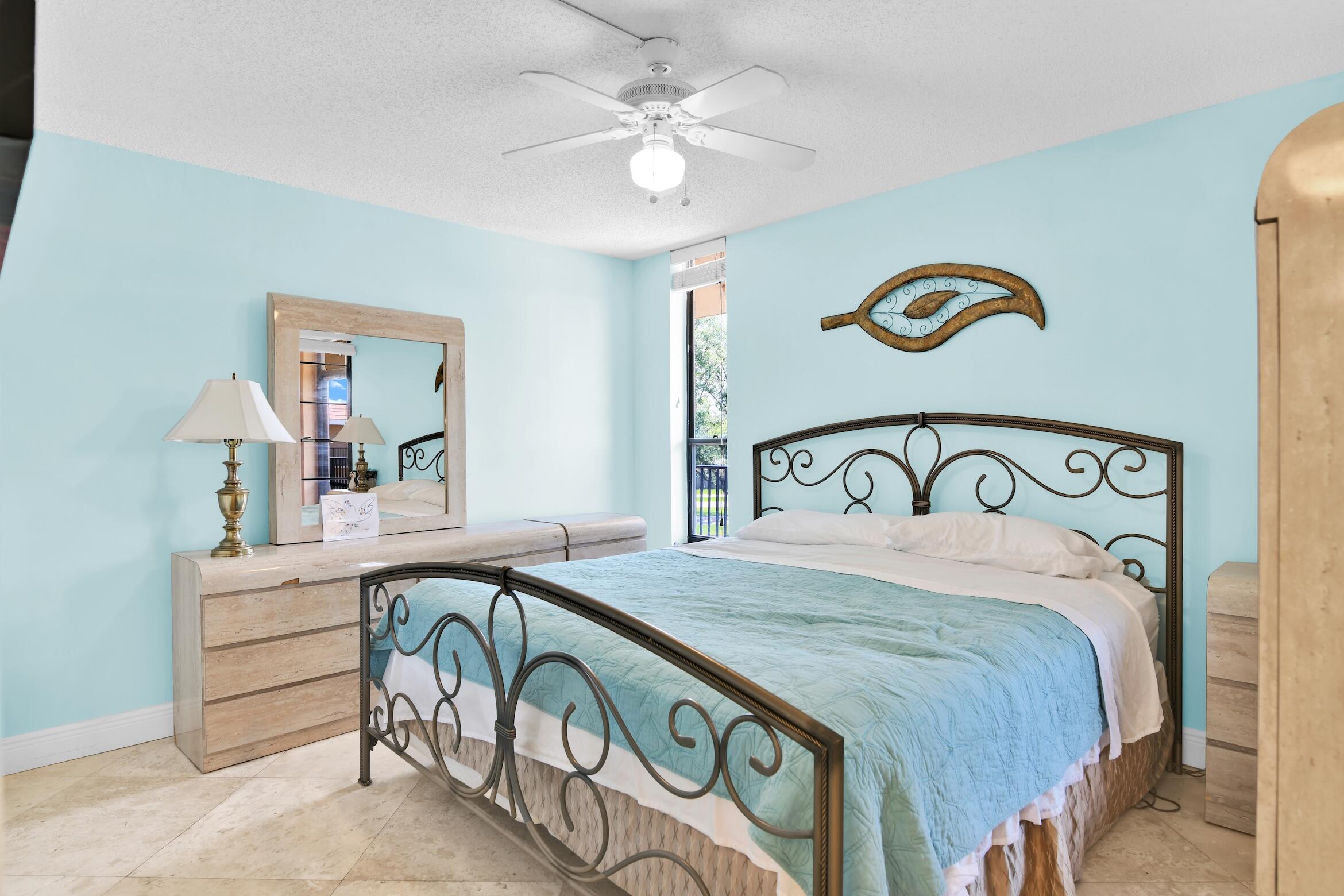 CORAL GATE II CONDO - Residential