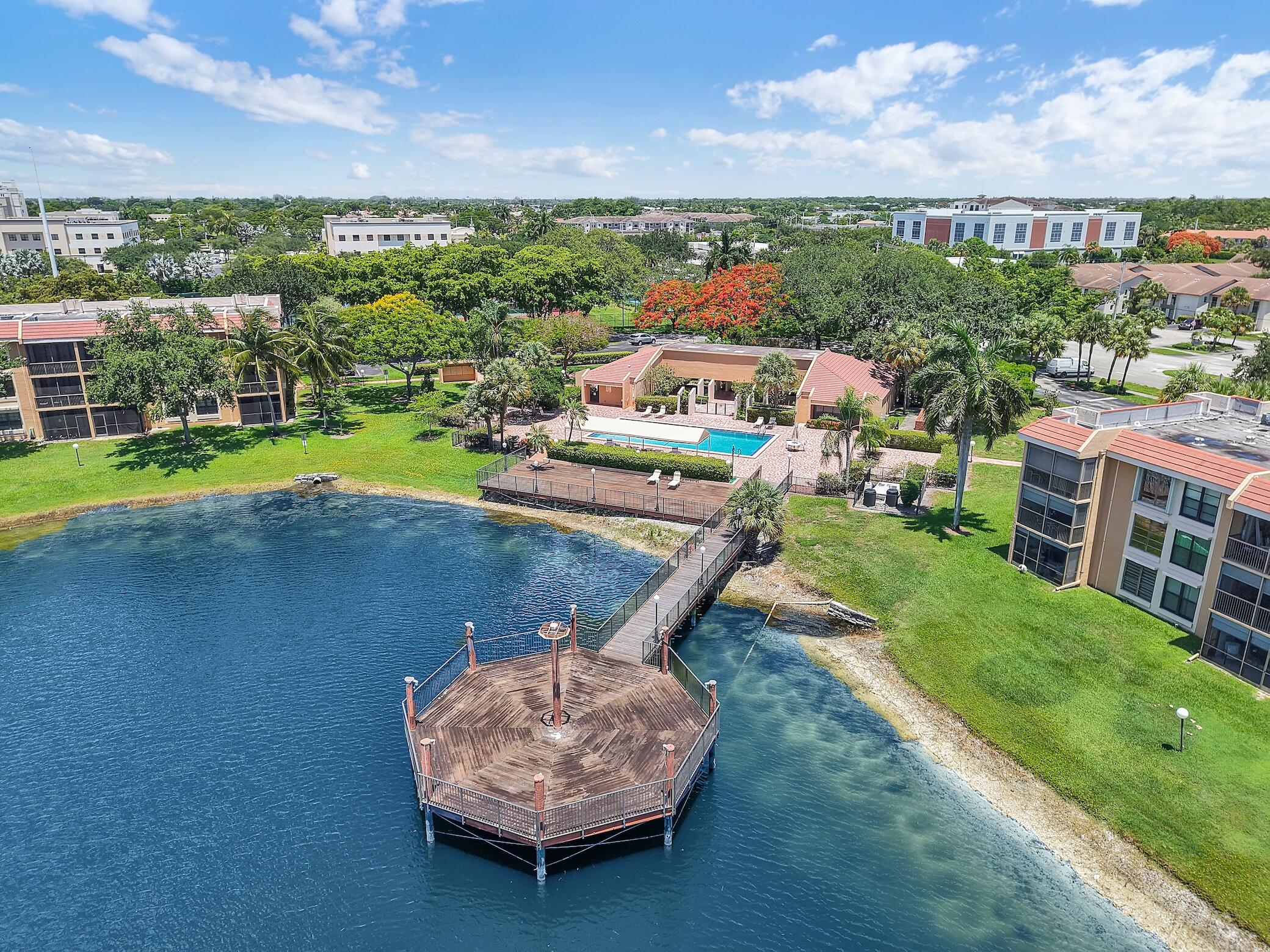 CORAL GATE II CONDO - Residential