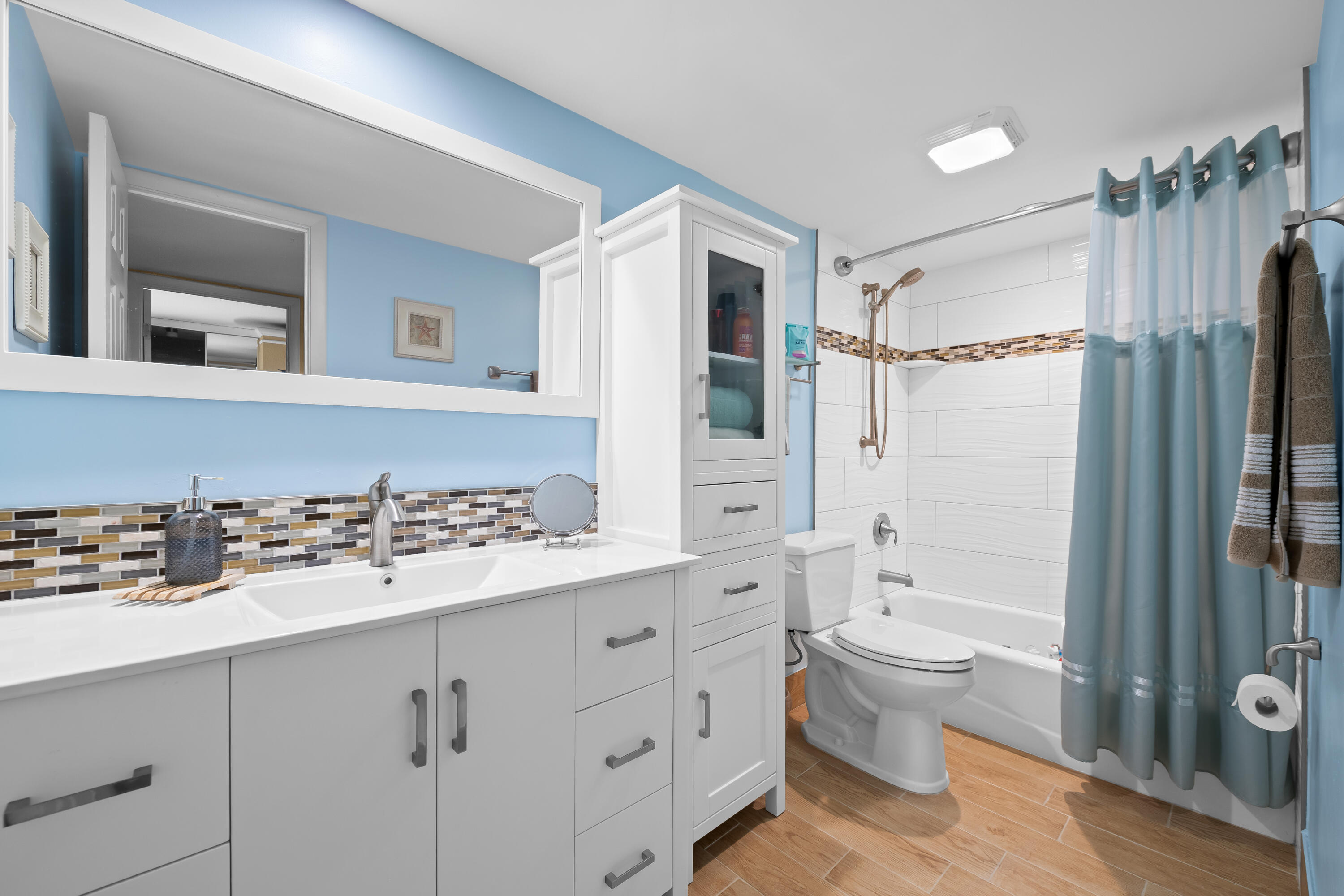 COURTYARDS OF WATERFORD - Residential