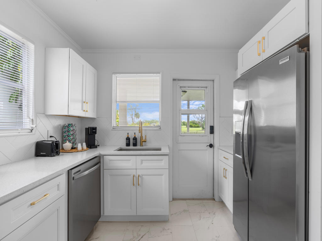 LAKE WORTH TOWN OF - Residential