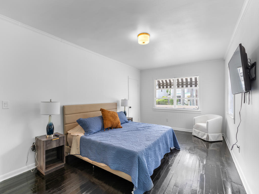 LAKE WORTH TOWN OF - Residential