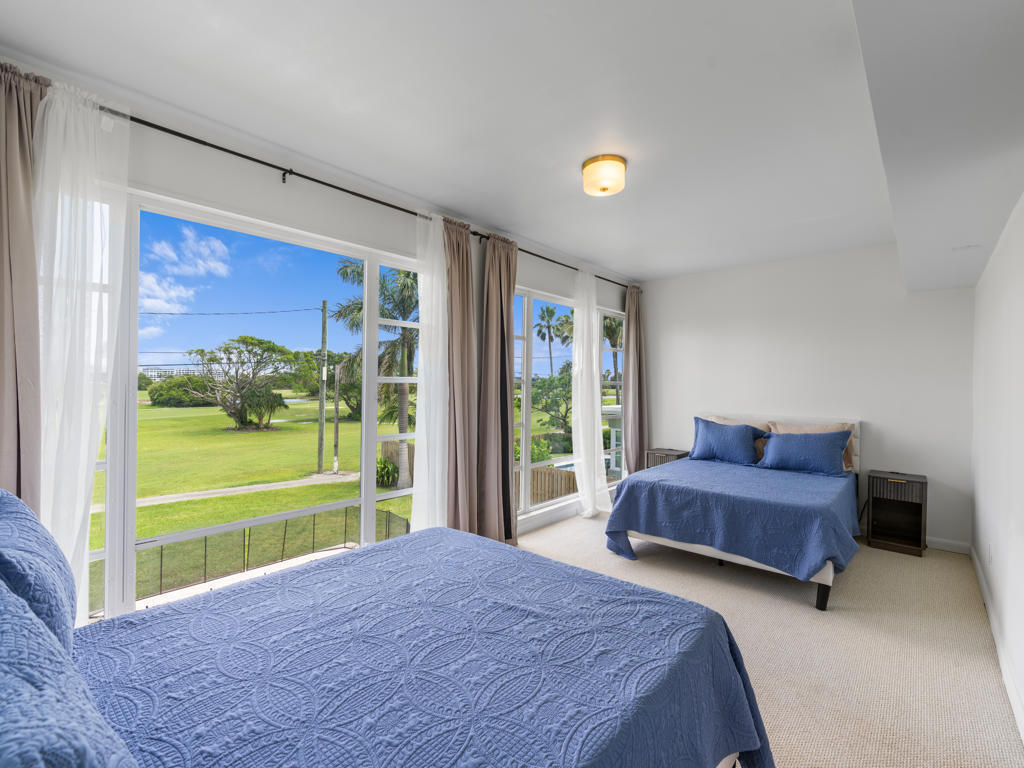 LAKE WORTH TOWN OF - Residential