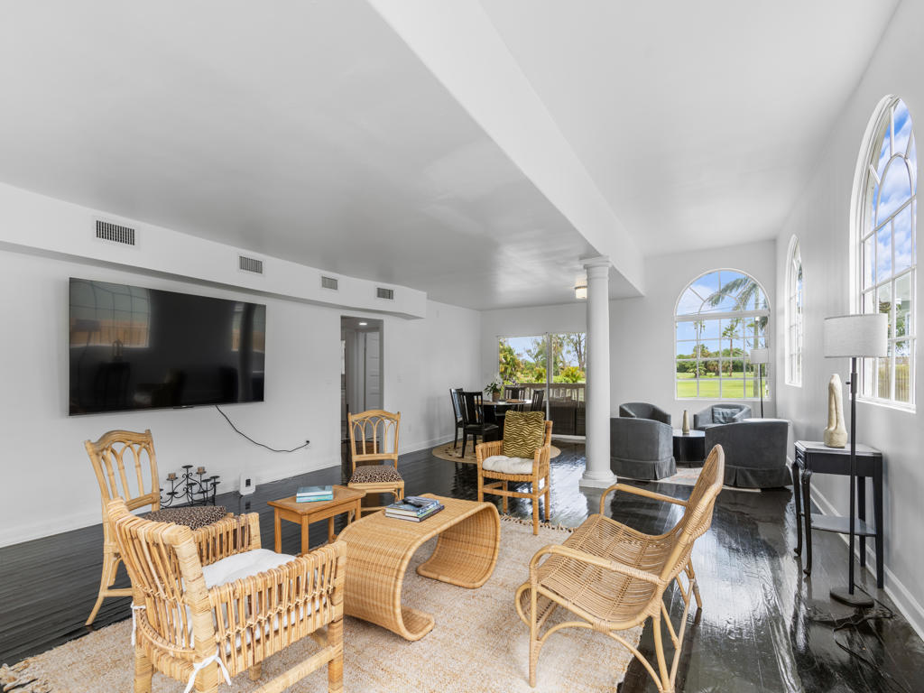LAKE WORTH TOWN OF - Residential