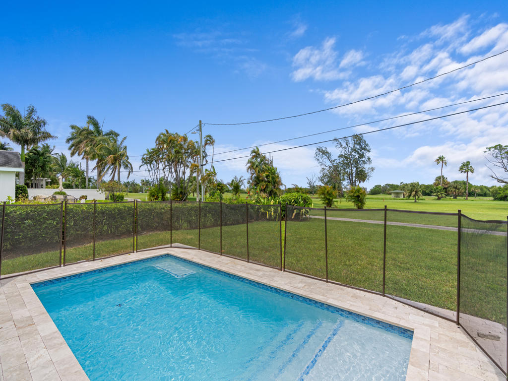 LAKE WORTH TOWN OF - Residential