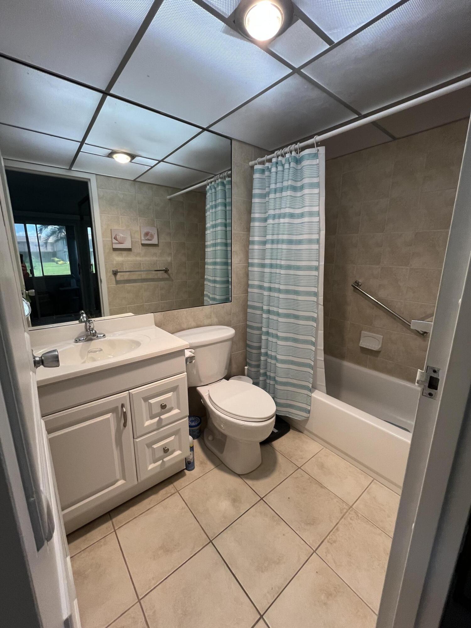 KINGS POINT - Residential