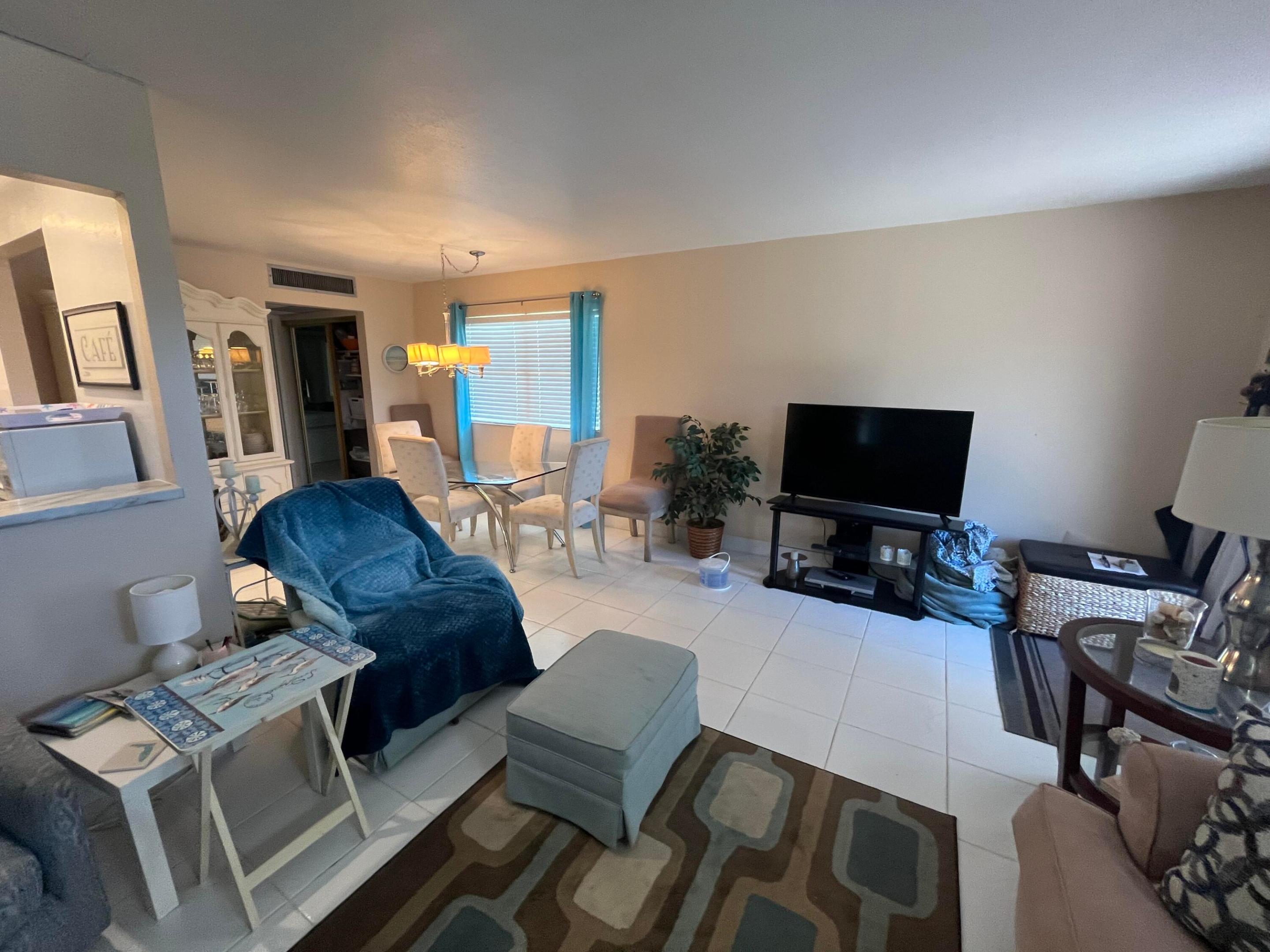 KINGS POINT - Residential