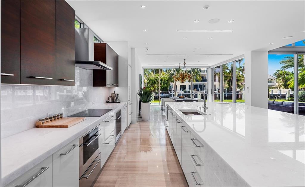 Las Olas - Residential