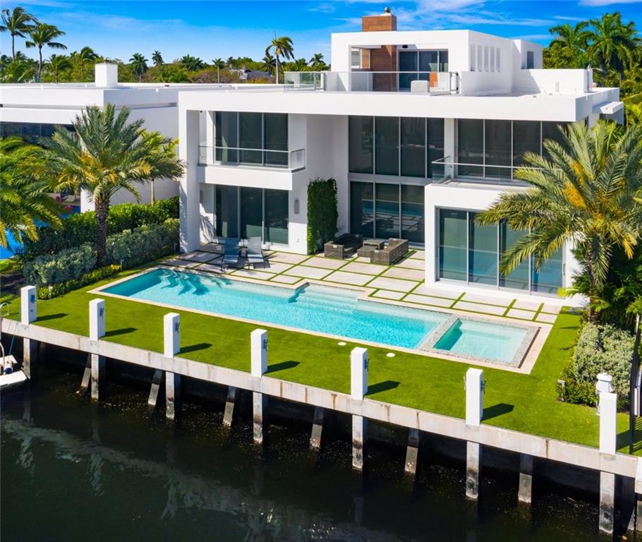 Las Olas - Residential
