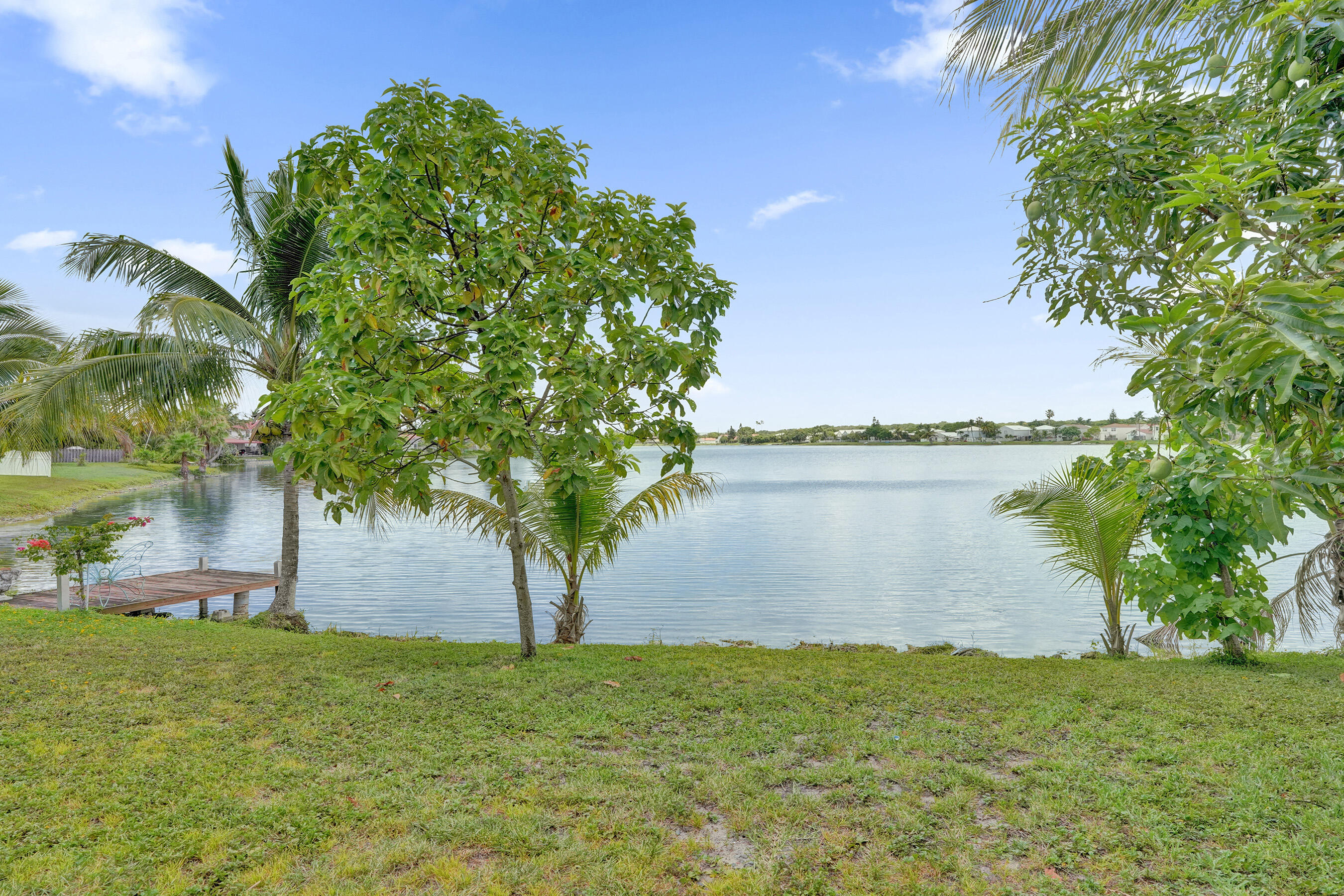 CORAL BAY - Residential