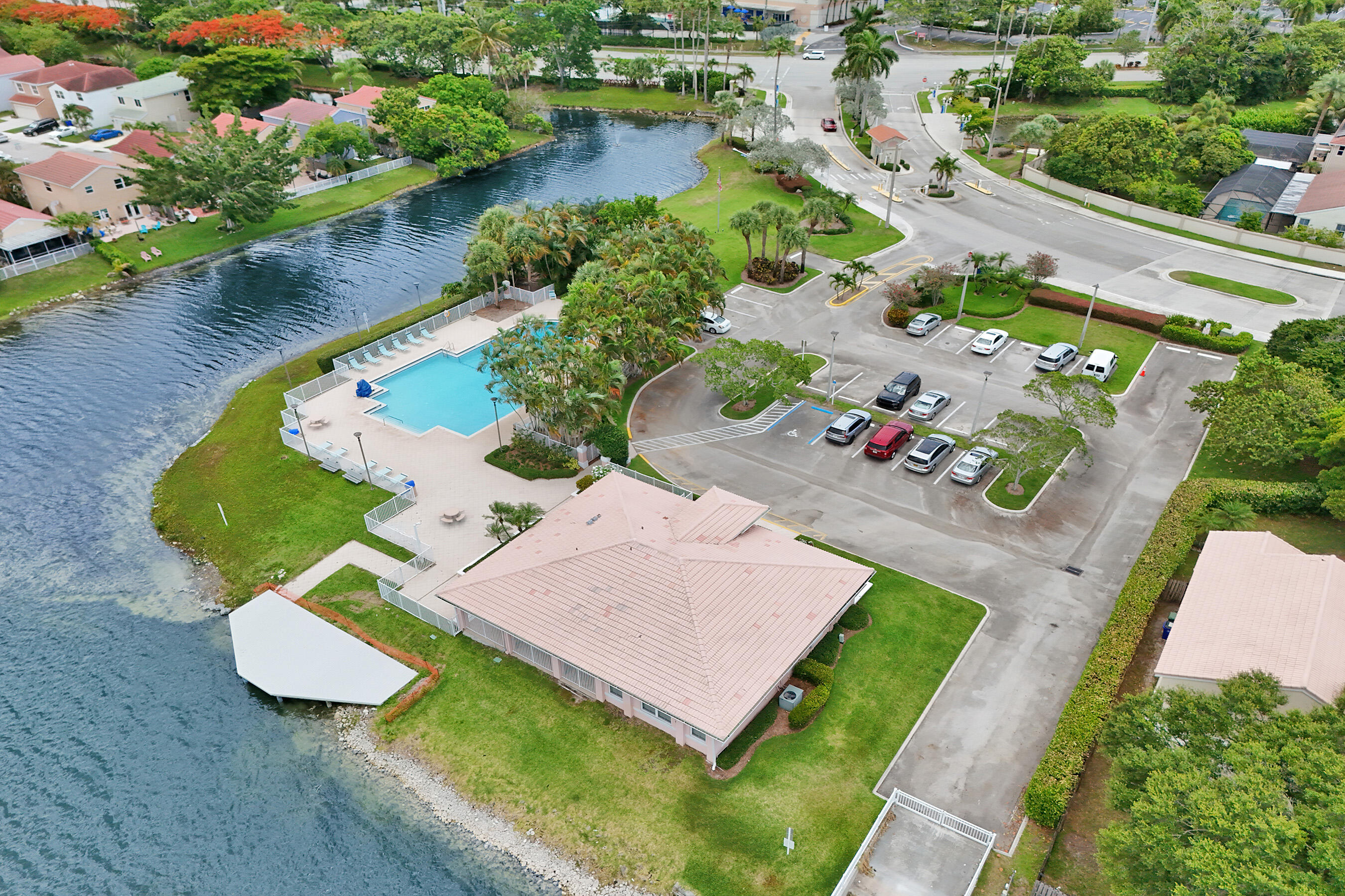 CORAL BAY - Residential