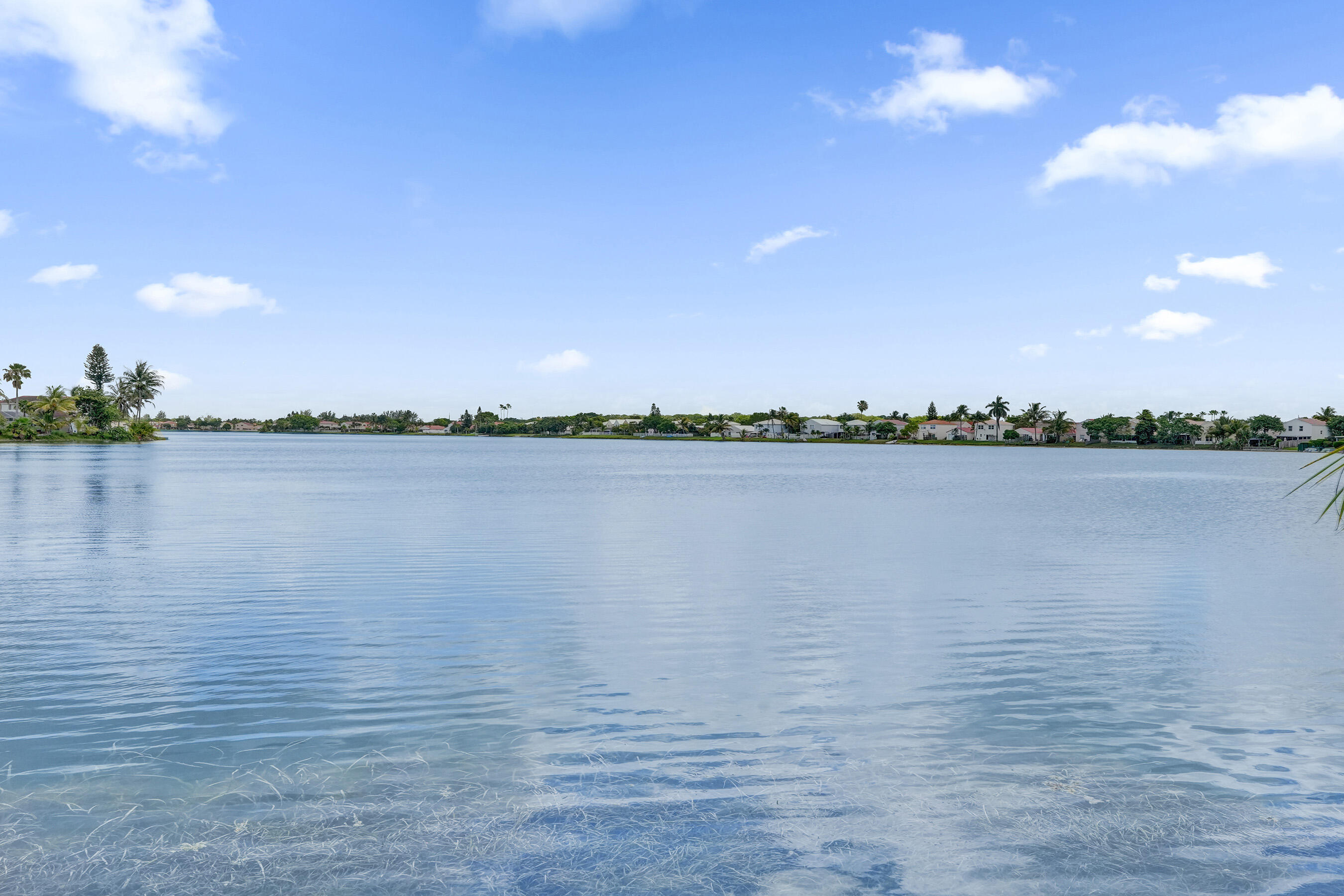 CORAL BAY - Residential