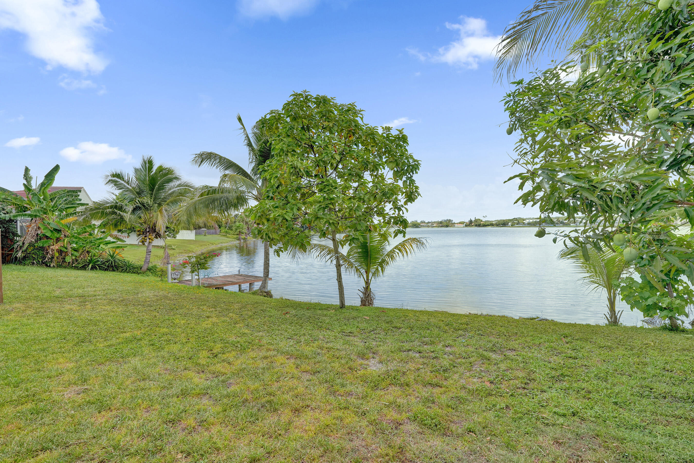 CORAL BAY - Residential