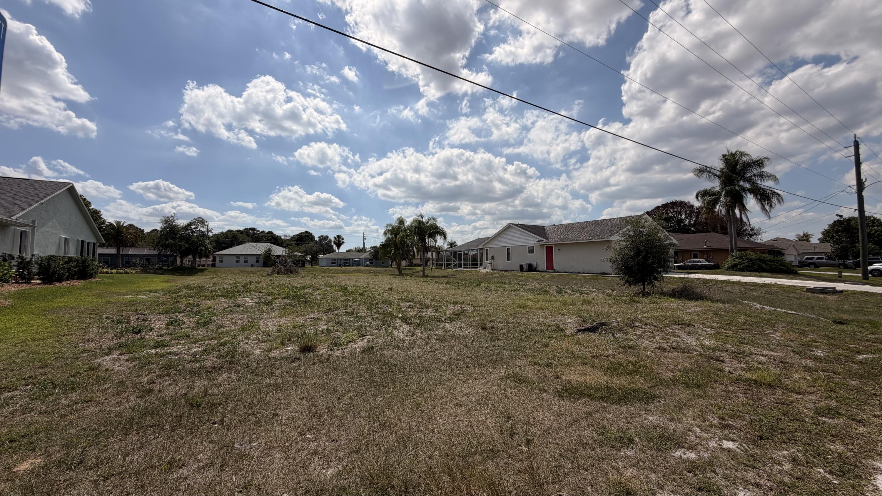PORT ST LUCIE SECTION 5 - Land