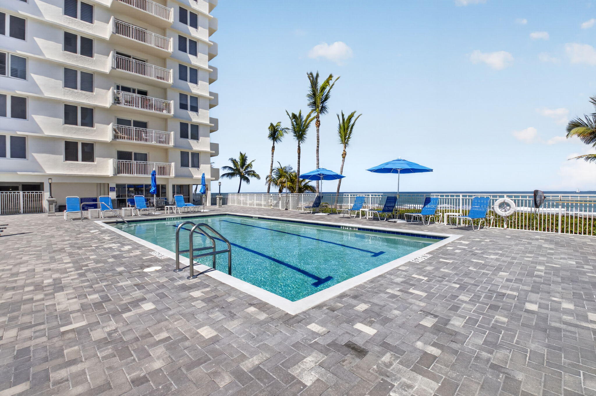 AMBASSADORS EAST - Residential Lease