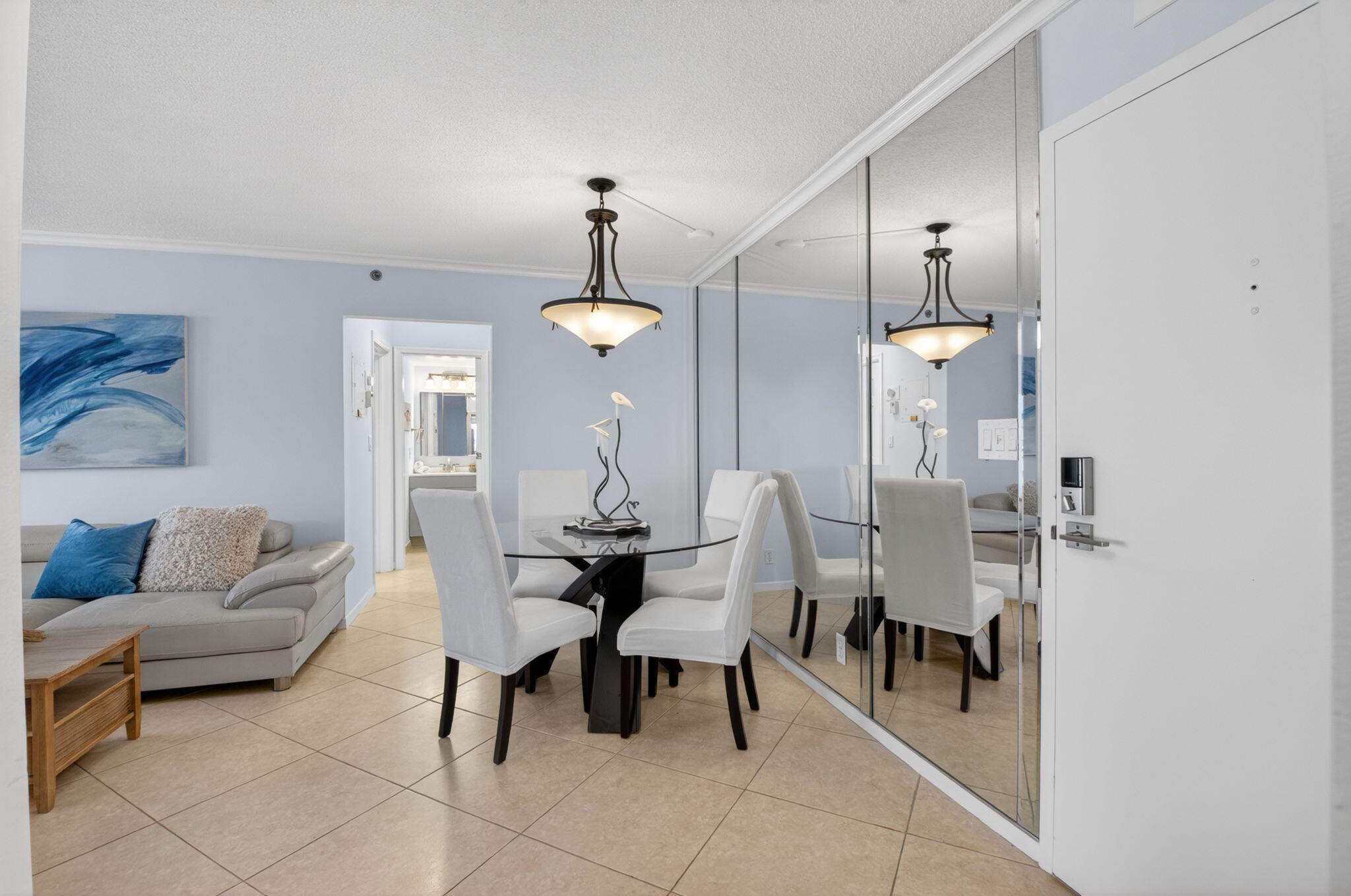 AMBASSADORS EAST - Residential Lease