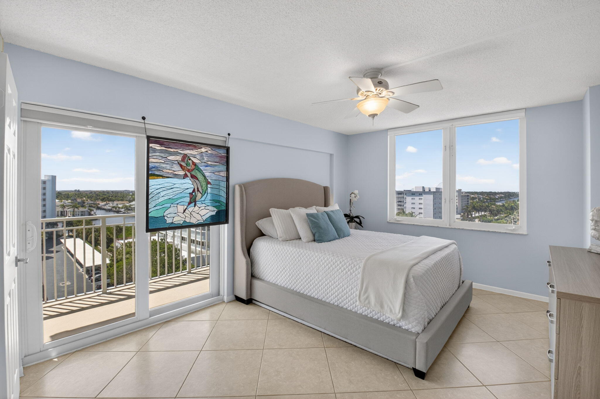 AMBASSADORS EAST - Residential Lease