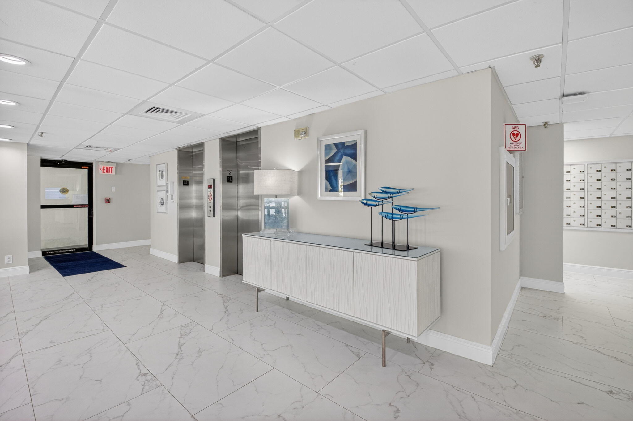 AMBASSADORS EAST - Residential Lease
