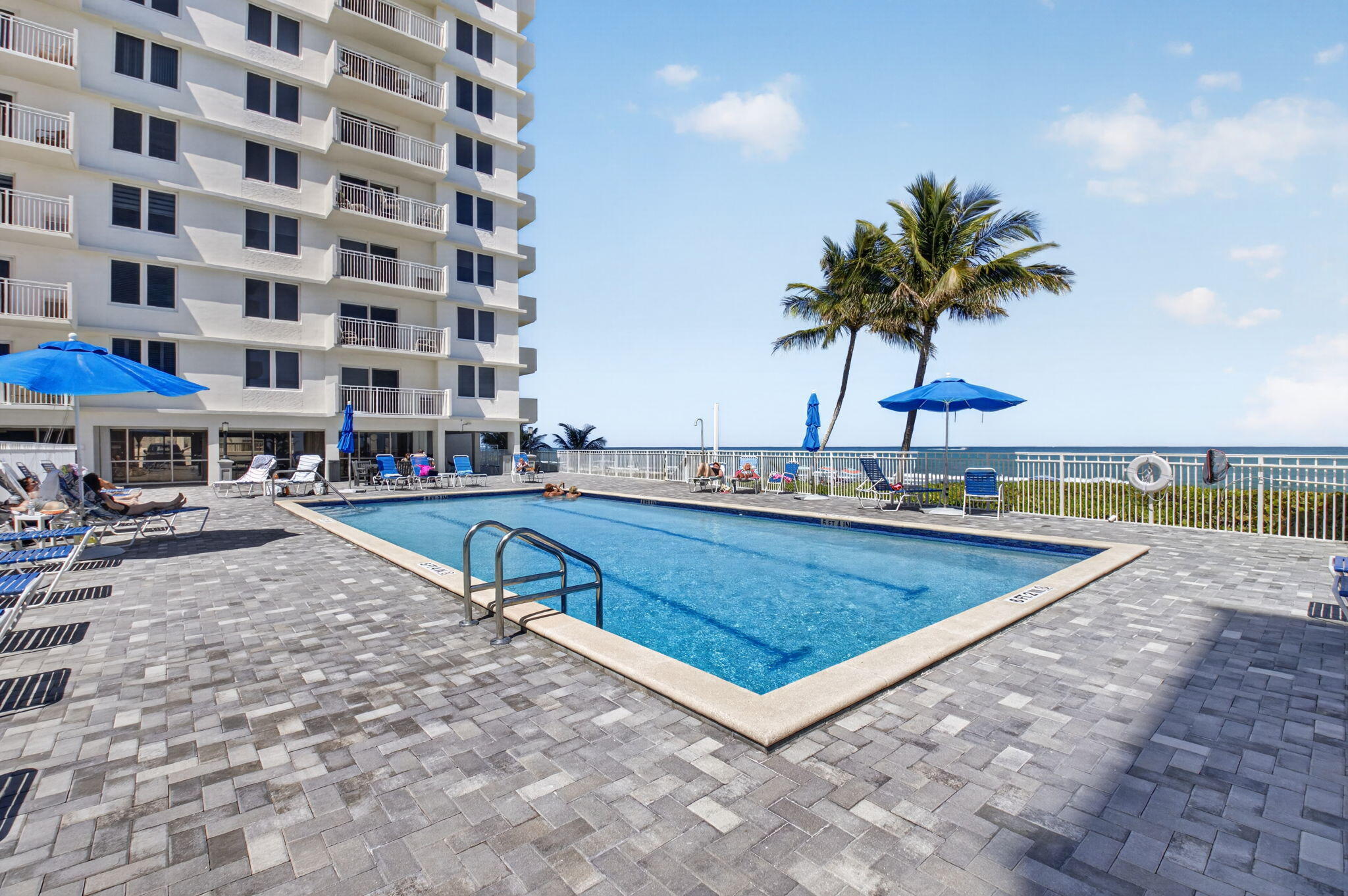 AMBASSADORS EAST - Residential Lease