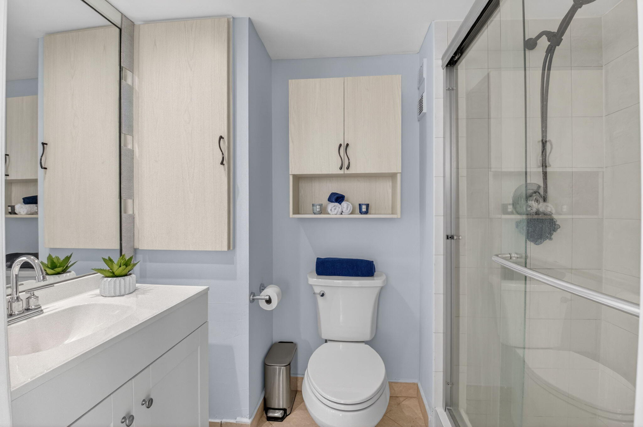 AMBASSADORS EAST - Residential Lease