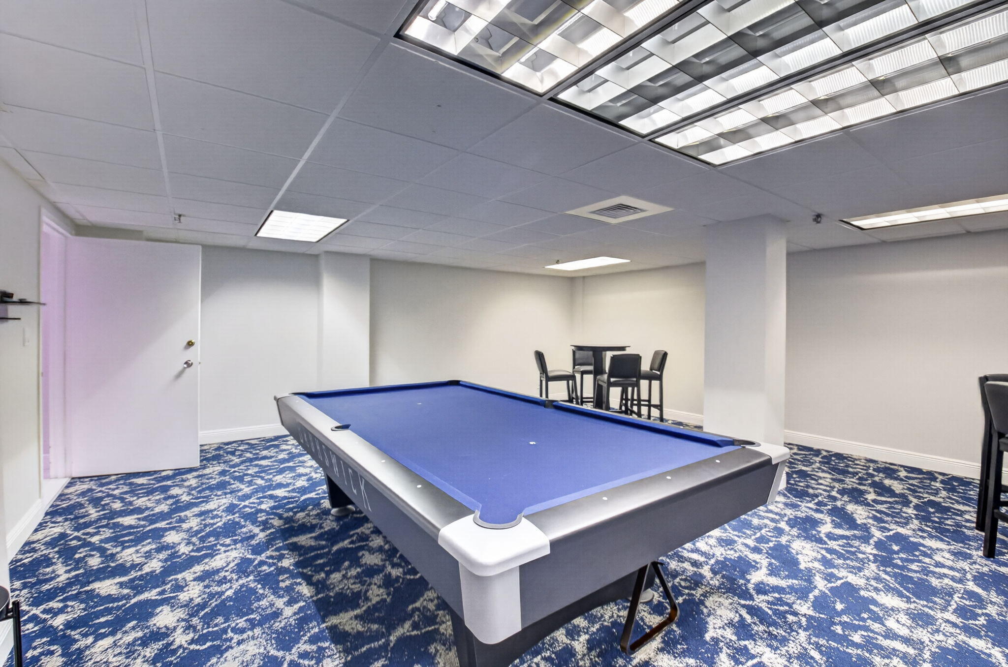 AMBASSADORS EAST - Residential Lease