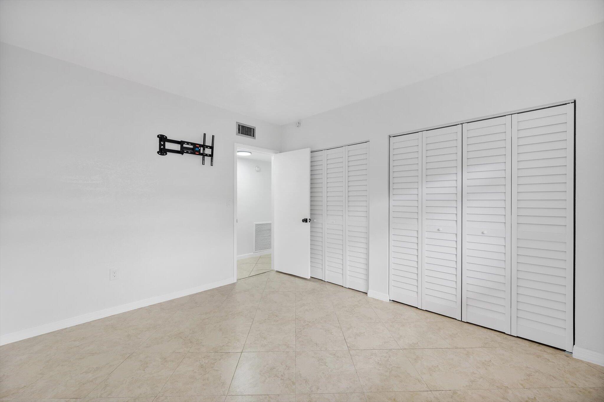 NORTHLAKE VILLAGE AT CALIFORNIA CLUB - Residential