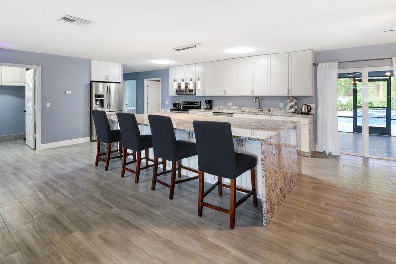YACHTMANS COVE - Residential Lease