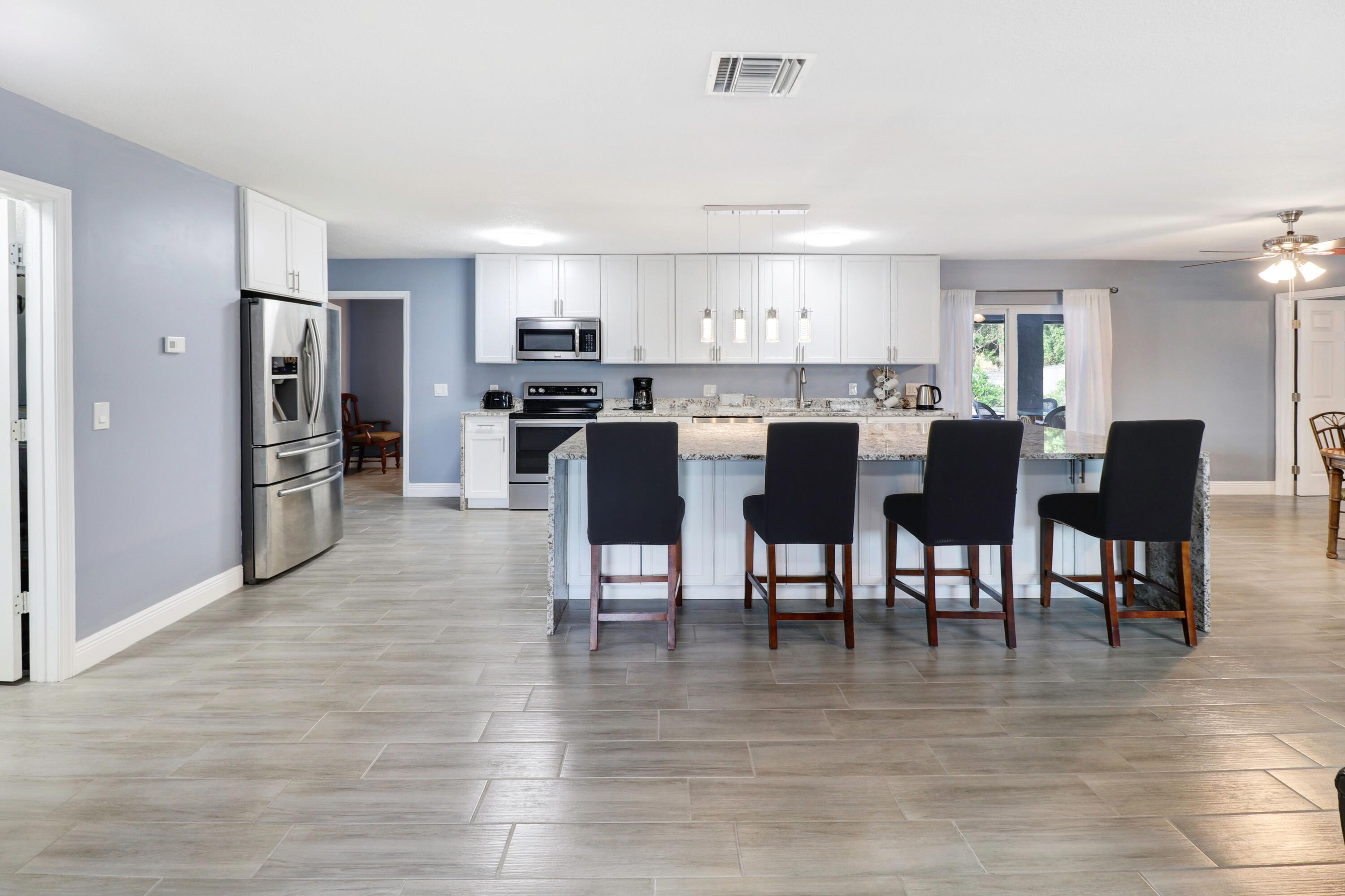 YACHTMANS COVE - Residential Lease