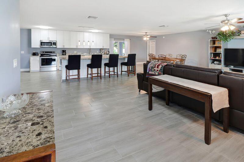 YACHTMANS COVE - Residential Lease