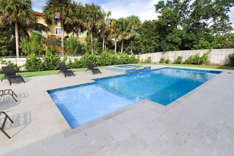 YACHTMANS COVE - Residential Lease