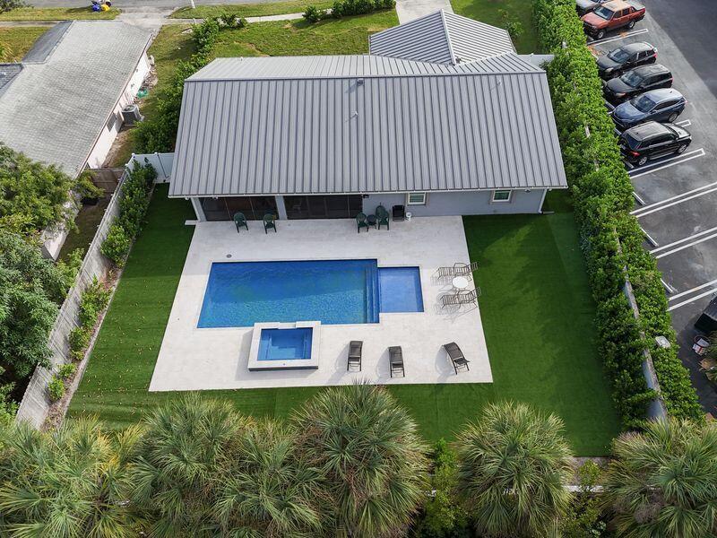 YACHTMANS COVE - Residential Lease