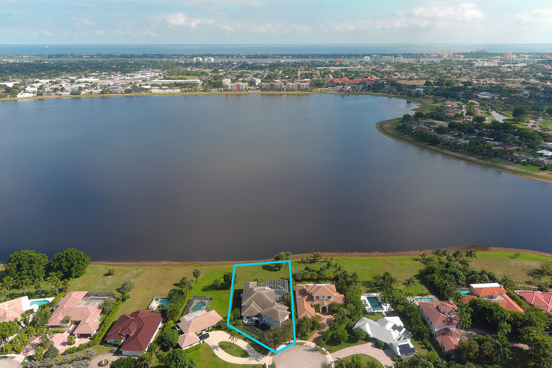 PRESIDENT COUNTRY CLUB PL 4 - Residential