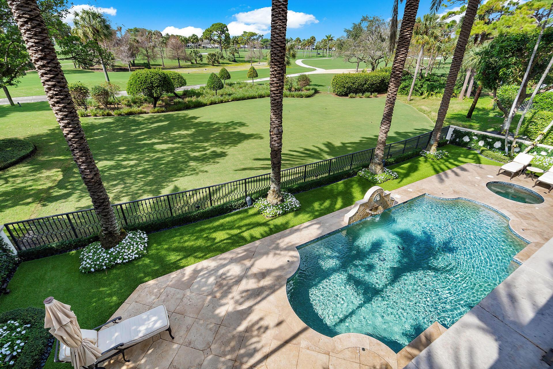 ROYAL PALM YACHT & COUNTRY CLUB - Residential