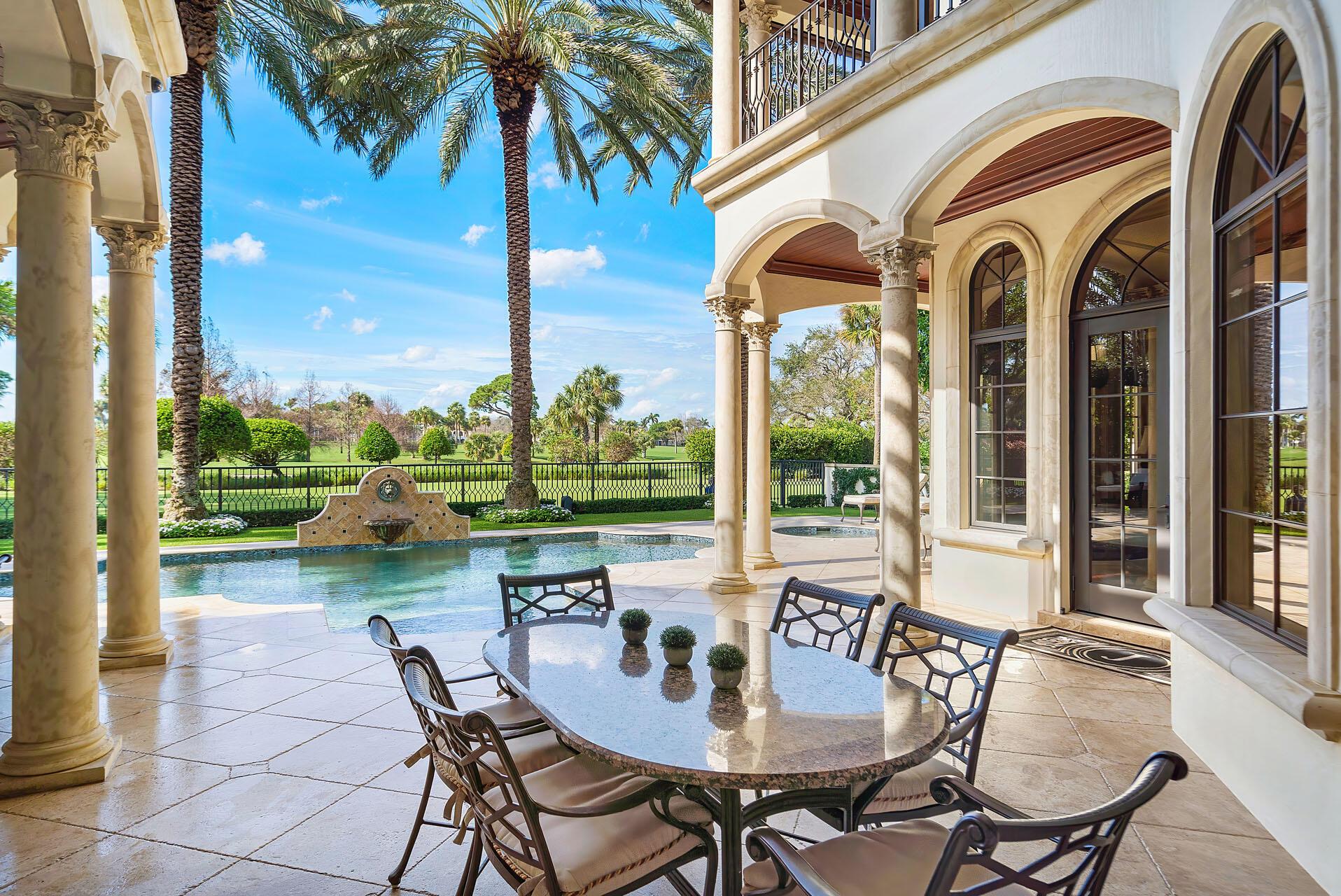 ROYAL PALM YACHT & COUNTRY CLUB - Residential