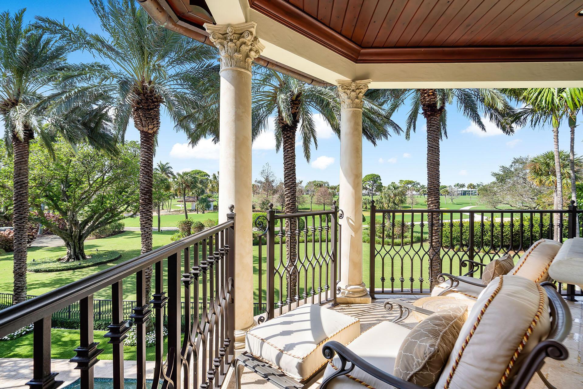ROYAL PALM YACHT & COUNTRY CLUB - Residential