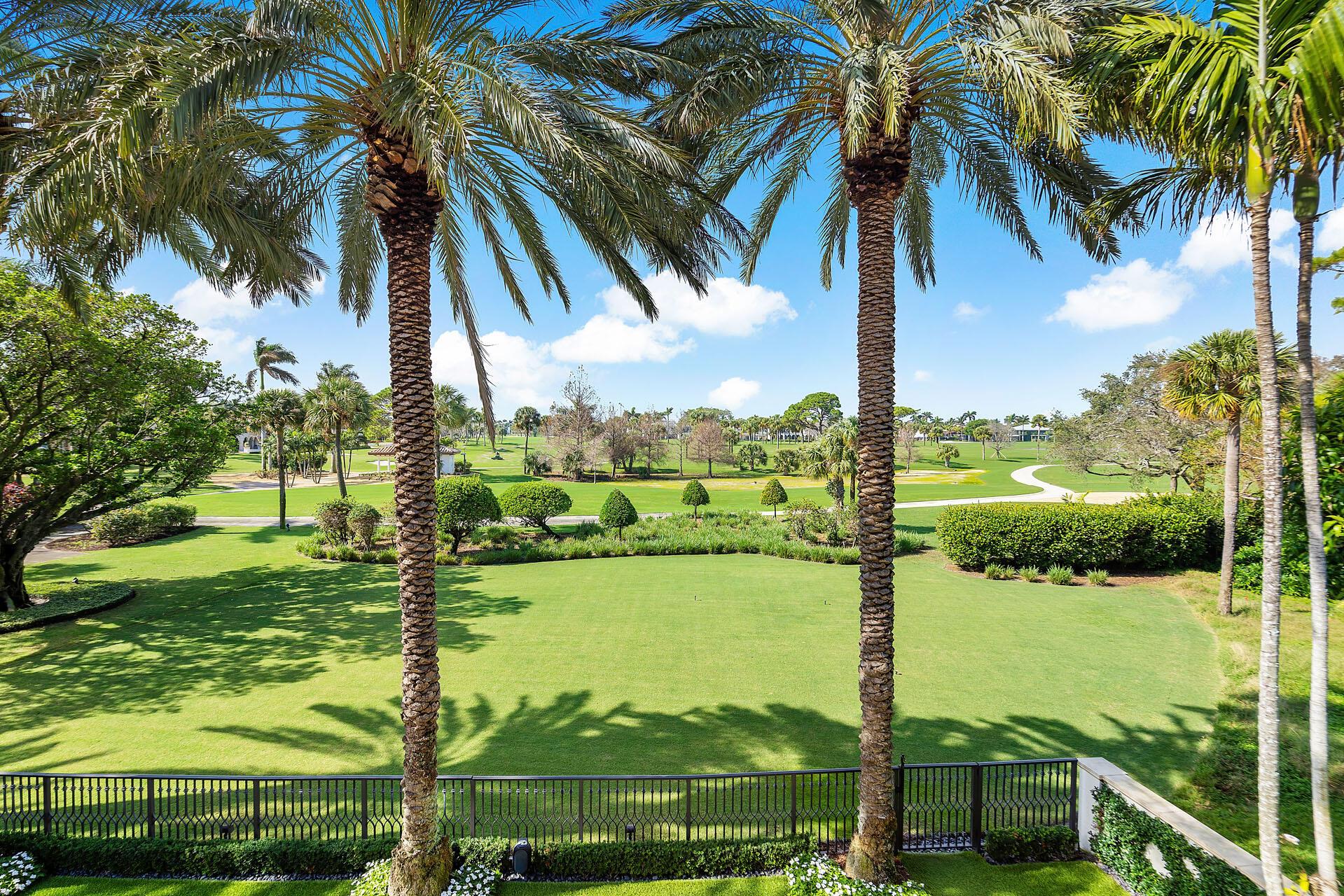 ROYAL PALM YACHT & COUNTRY CLUB - Residential