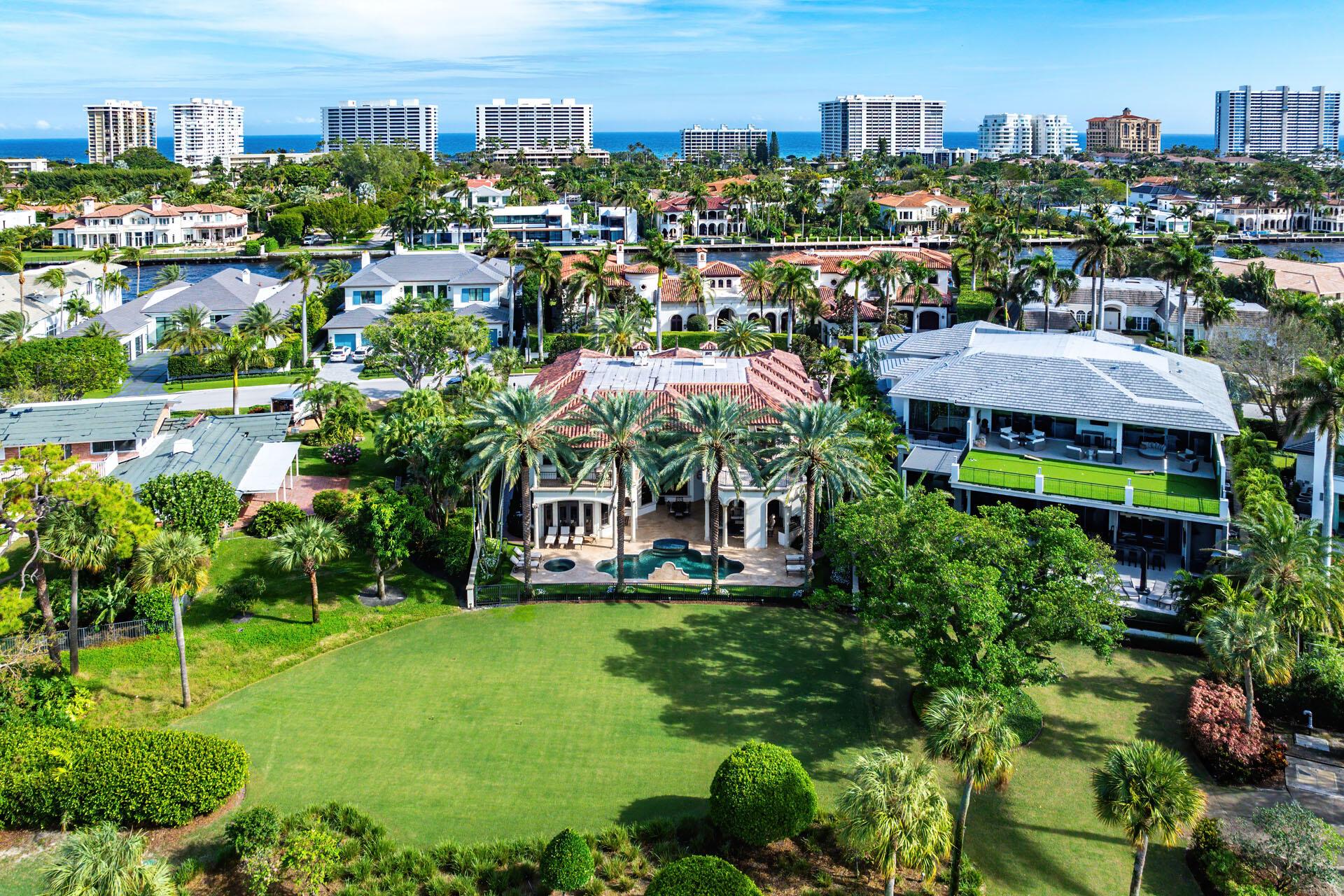 ROYAL PALM YACHT & COUNTRY CLUB - Residential