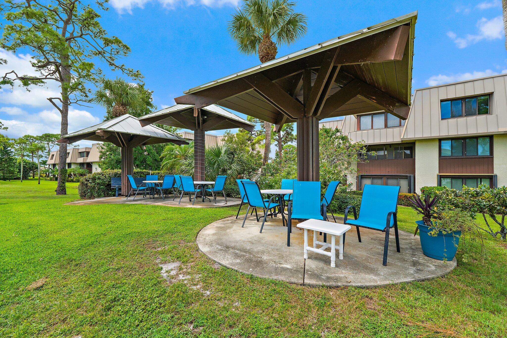 CONQUISTADOR CONDO - Residential