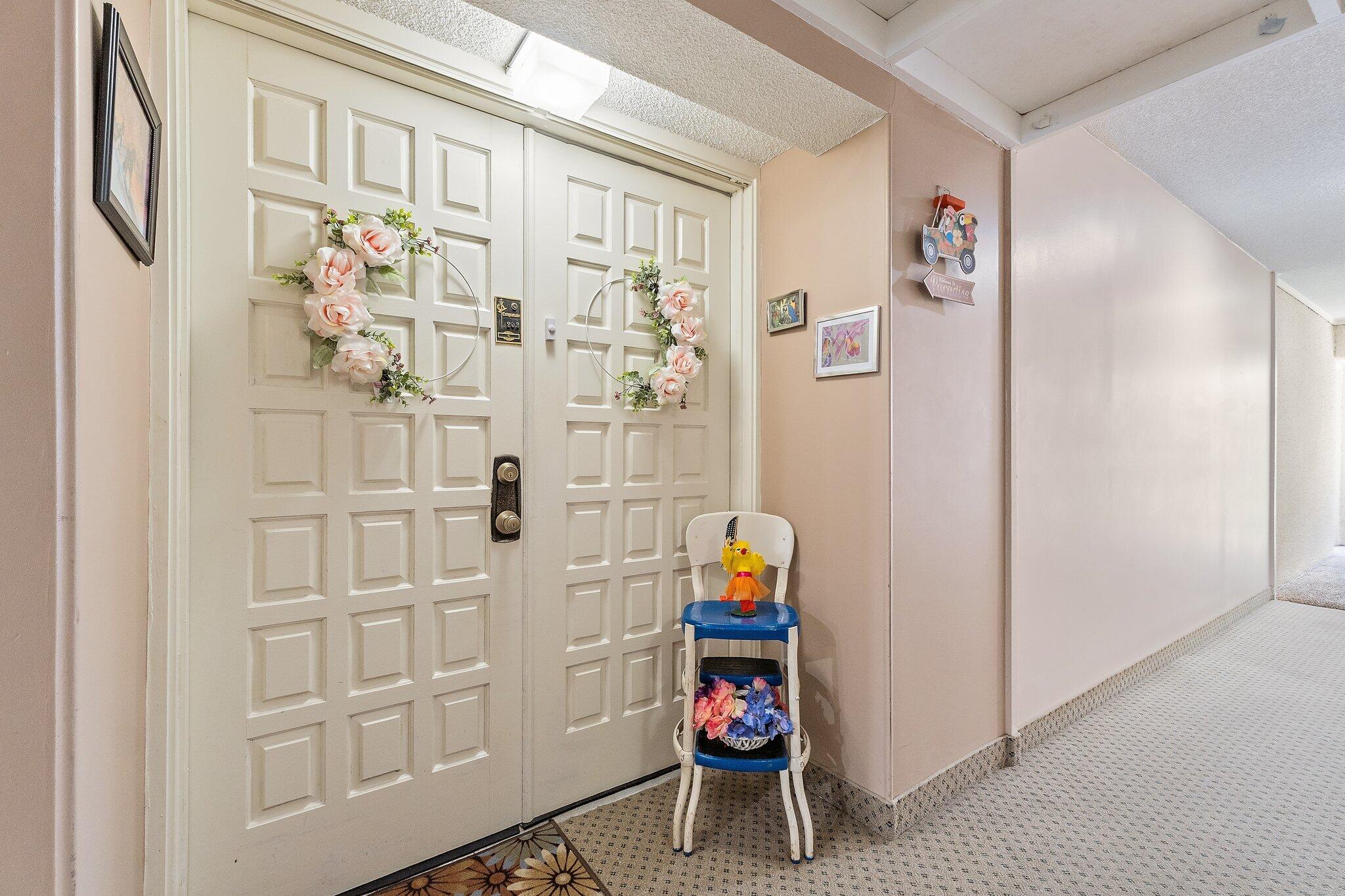 CONQUISTADOR CONDO - Residential