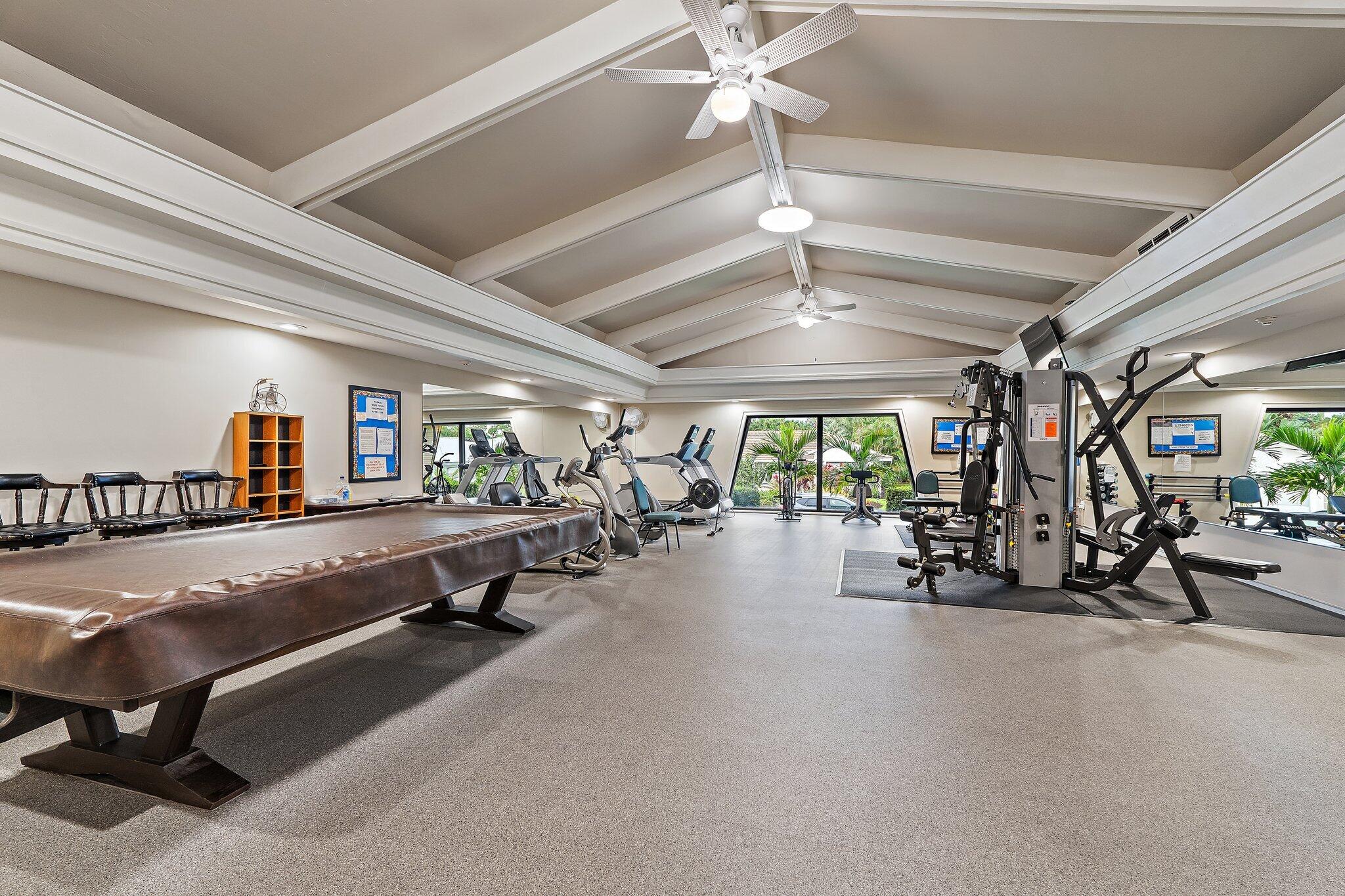 CONQUISTADOR CONDO - Residential