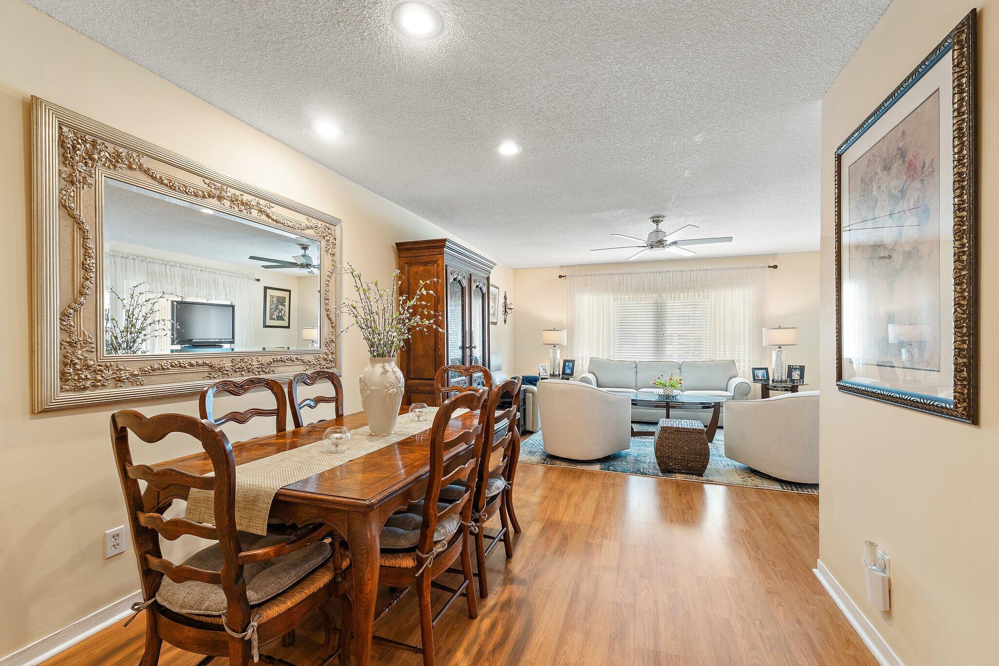 CONQUISTADOR CONDO - Residential