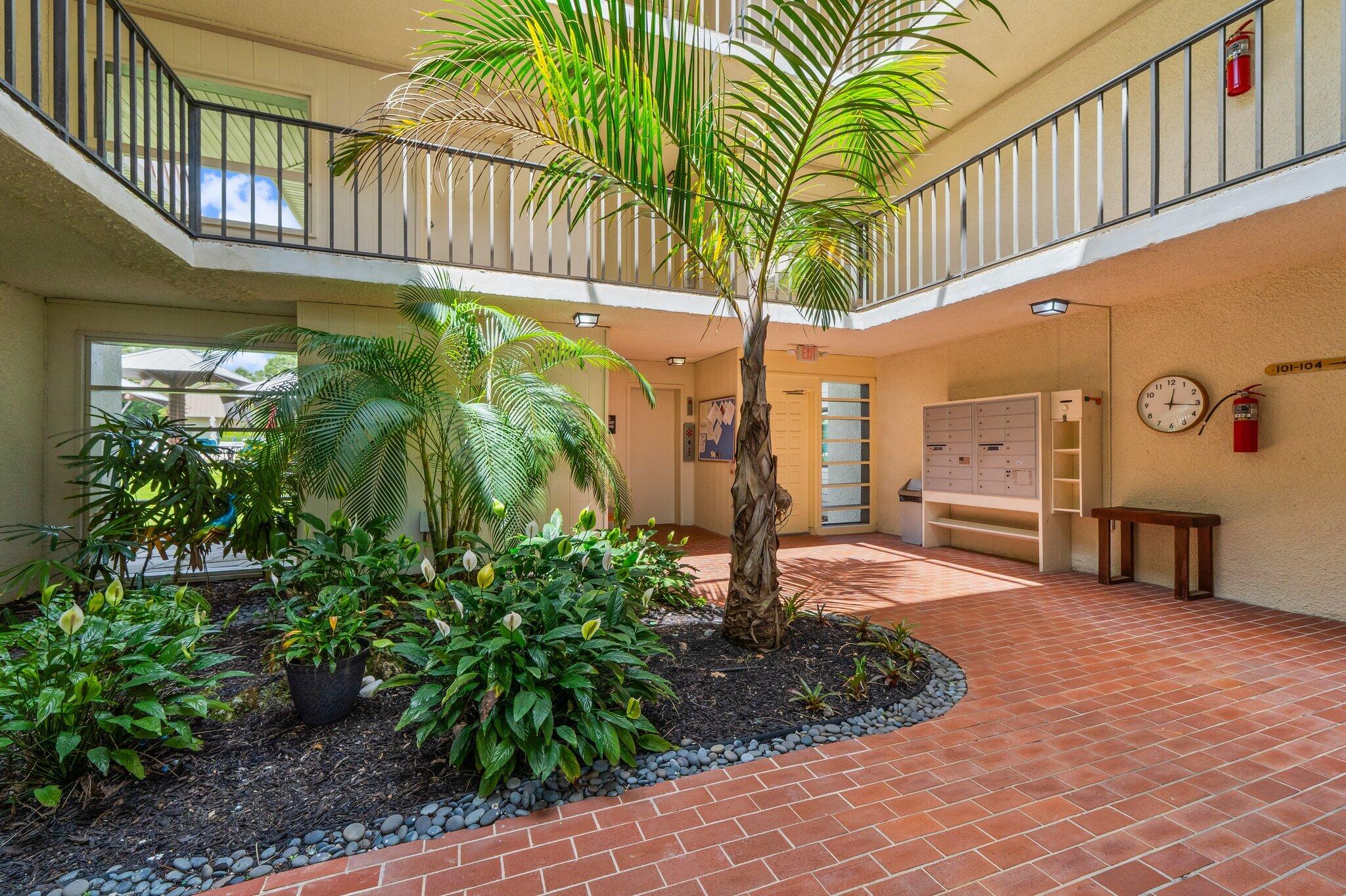 CONQUISTADOR CONDO - Residential