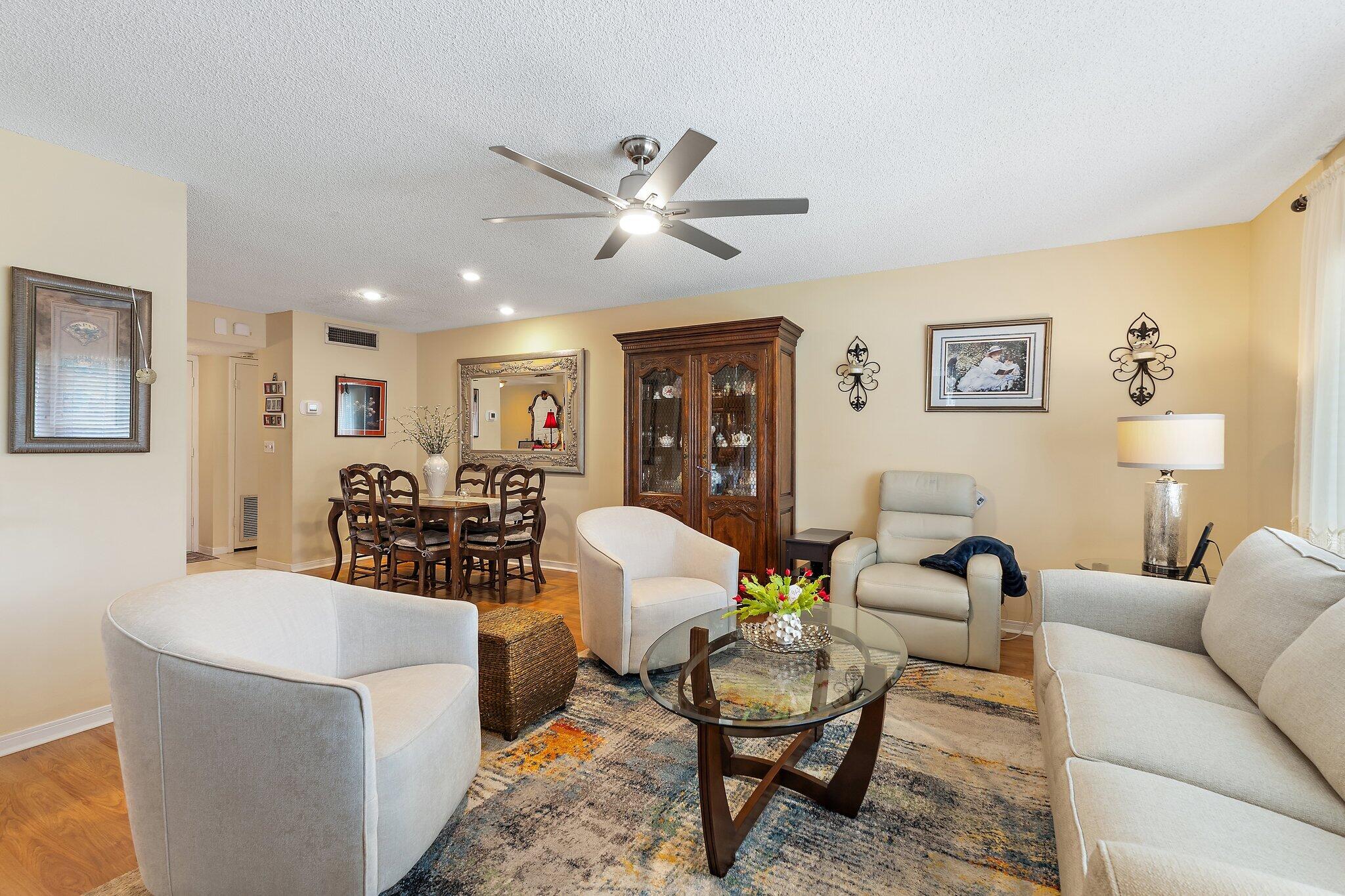 CONQUISTADOR CONDO - Residential