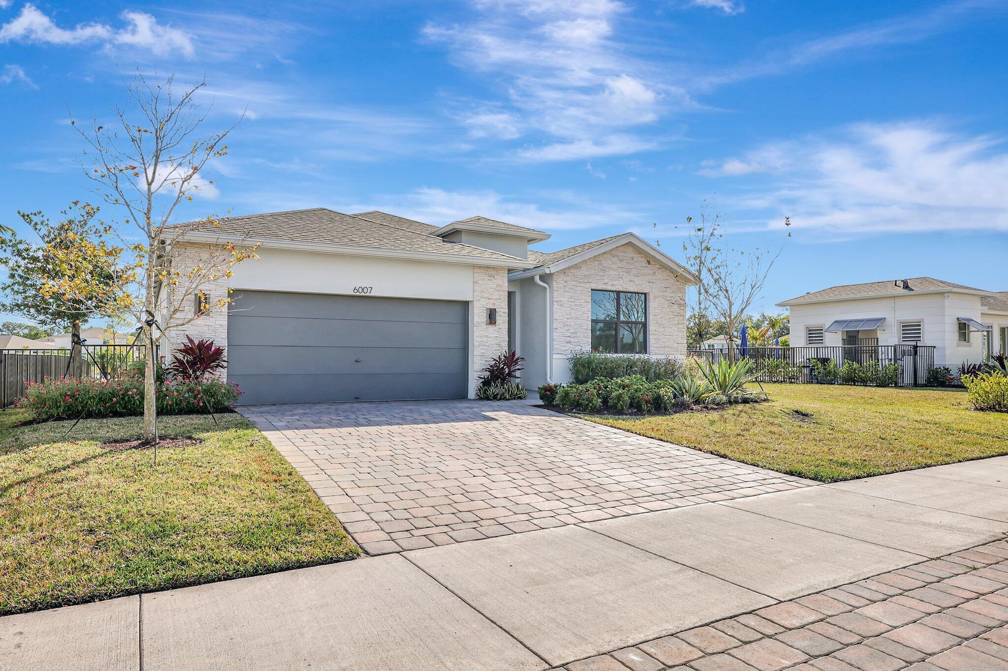 KANNER LAKE (AKA WILLOW POINTE) - Residential Lease