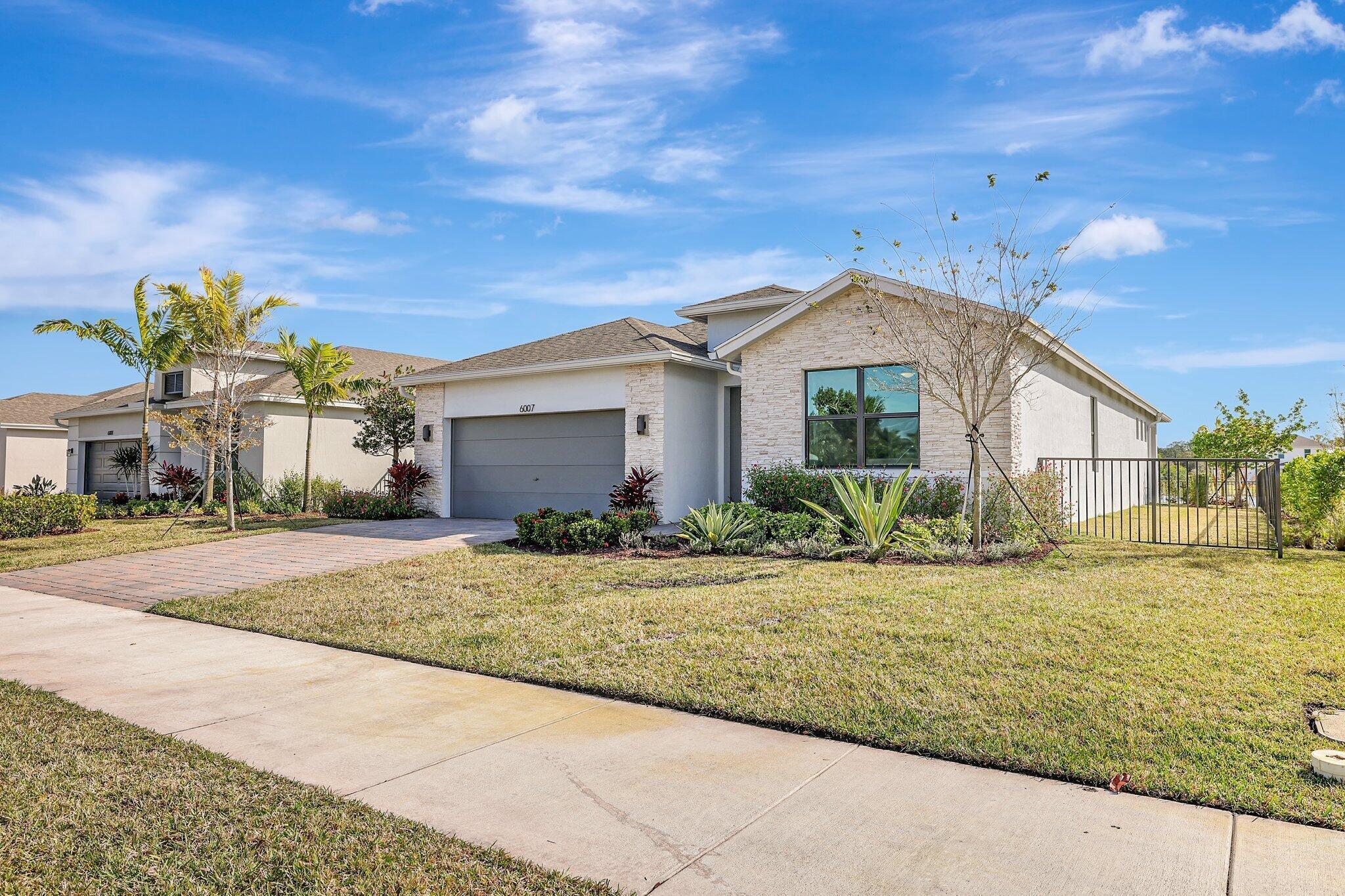 KANNER LAKE (AKA WILLOW POINTE) - Residential Lease