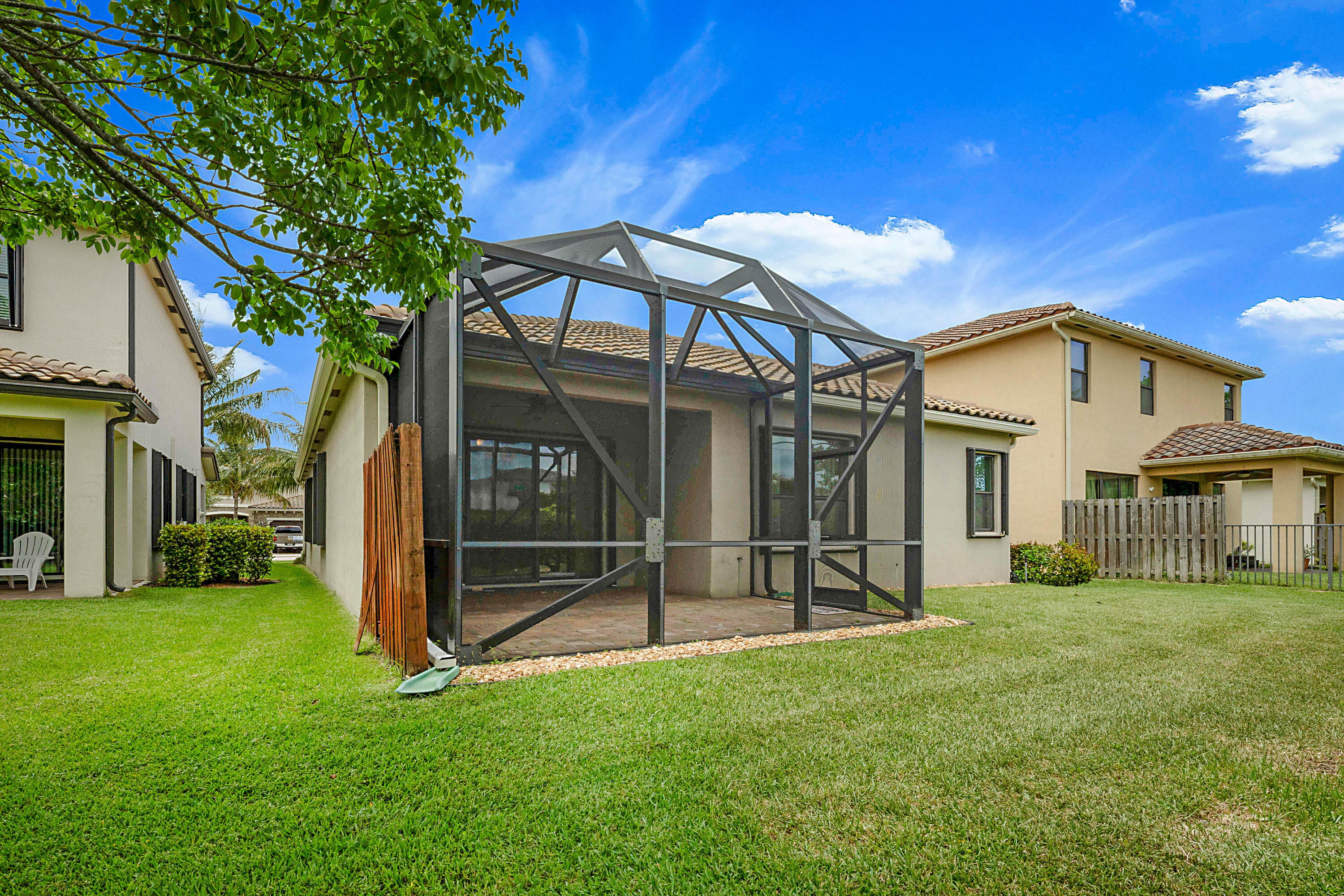 GULFSTREAM PRESERVE - Residential
